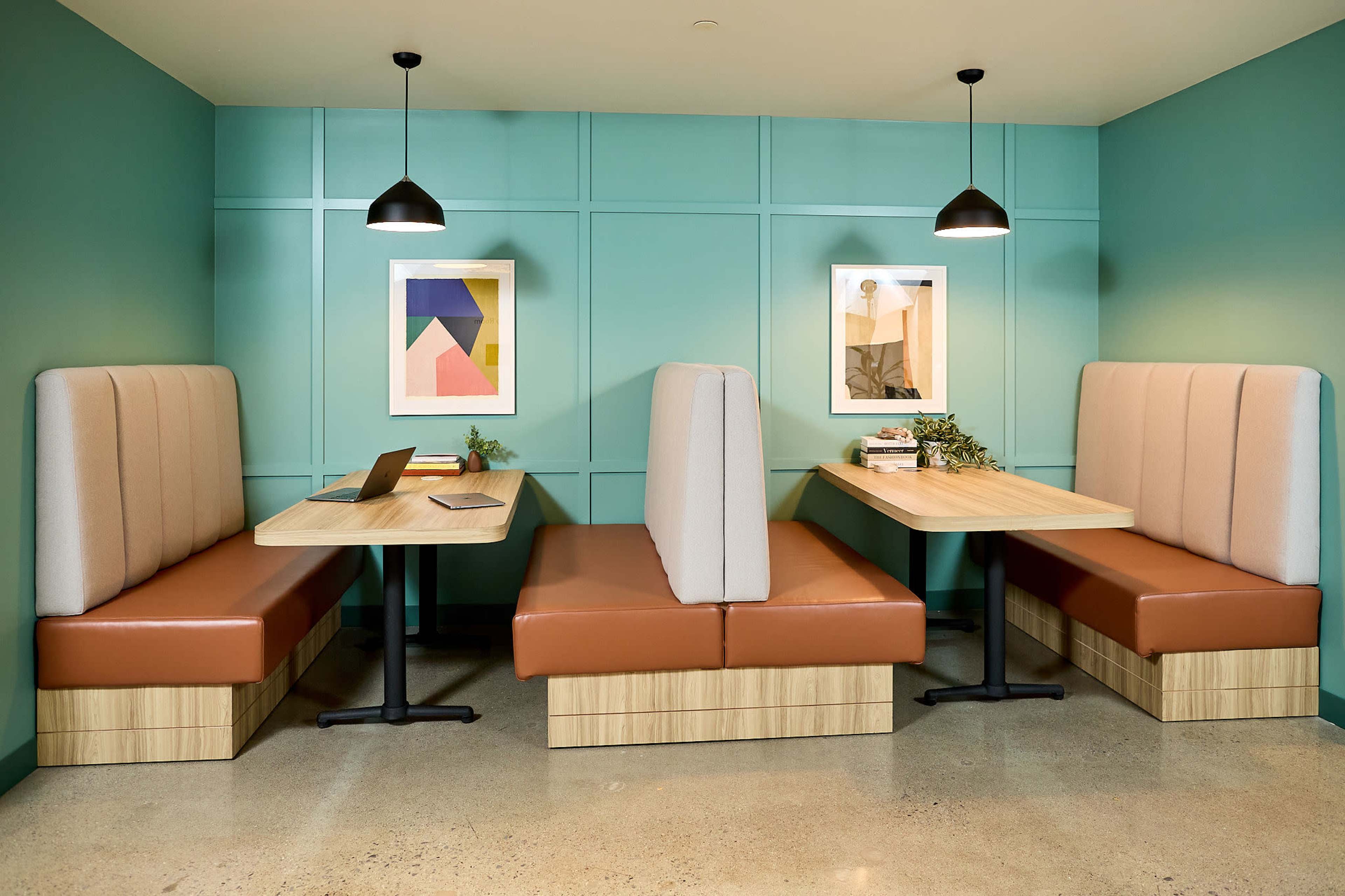 The Queen Street Lounge Image in Byward Market - Parliament Hill, Ottawa, ON