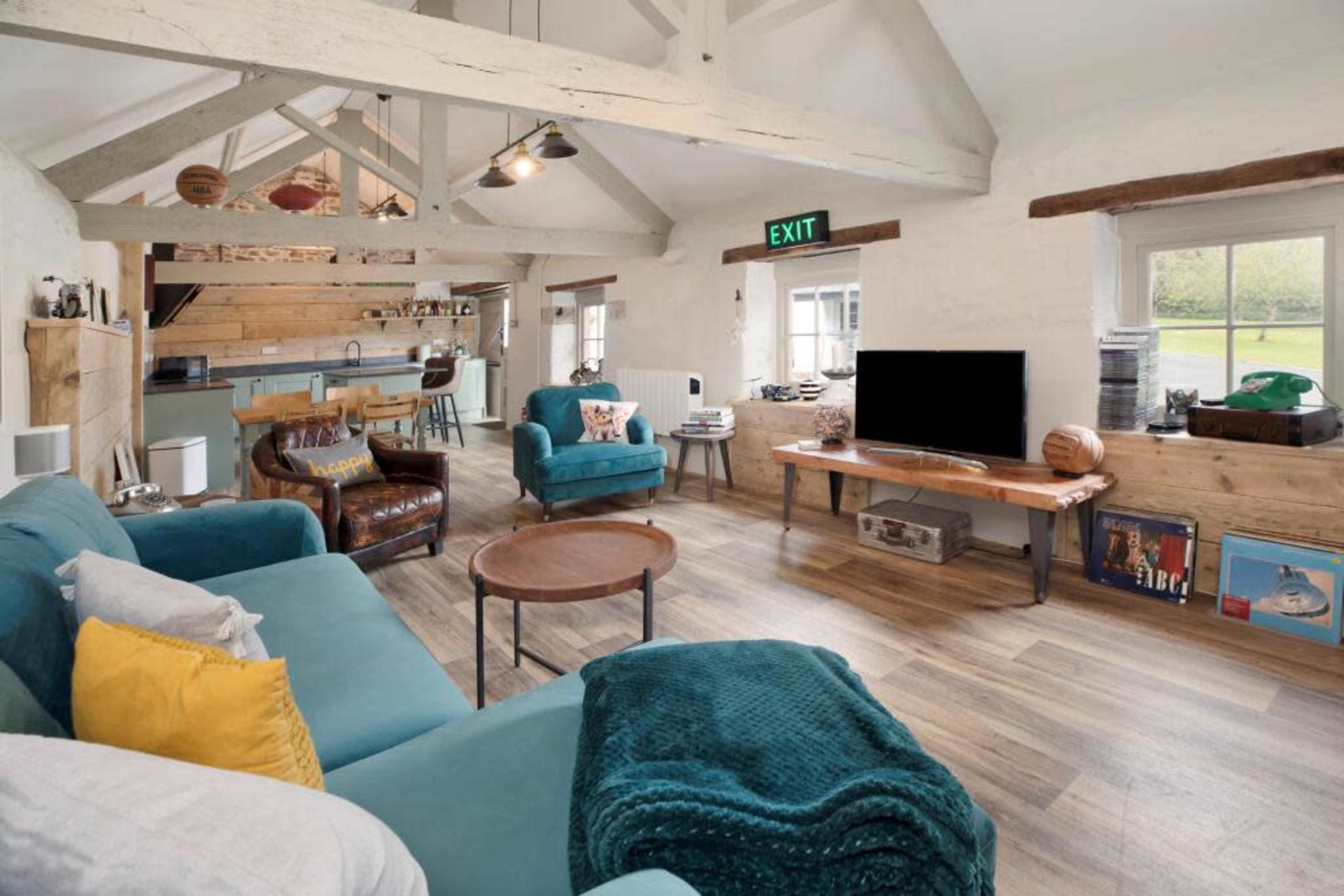 Character Thatched Farmhouse Image in Saint Mellion, Saltash, ENG