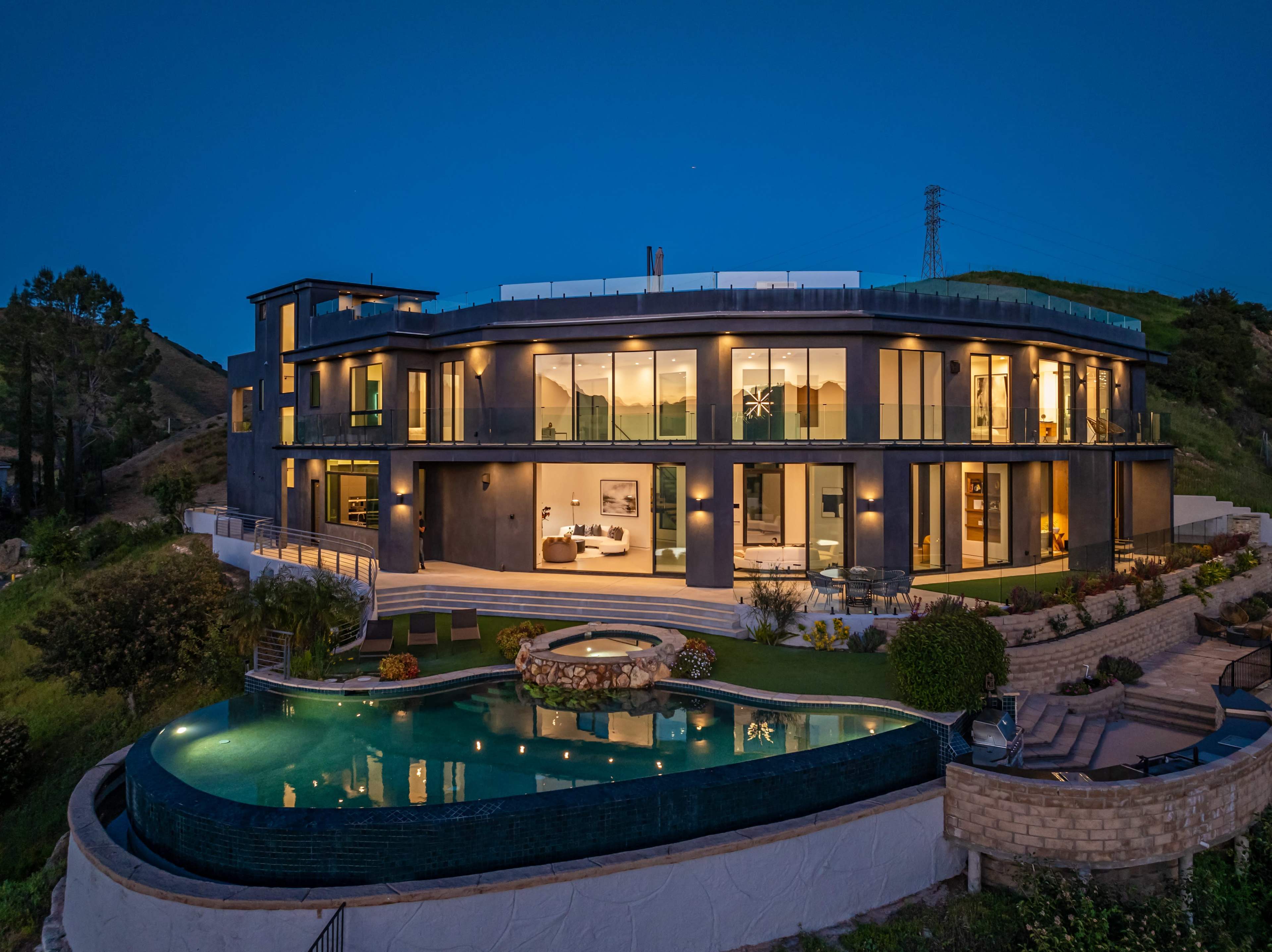 Modern Mansion in the Sky Image in , Agoura Hills, CA
