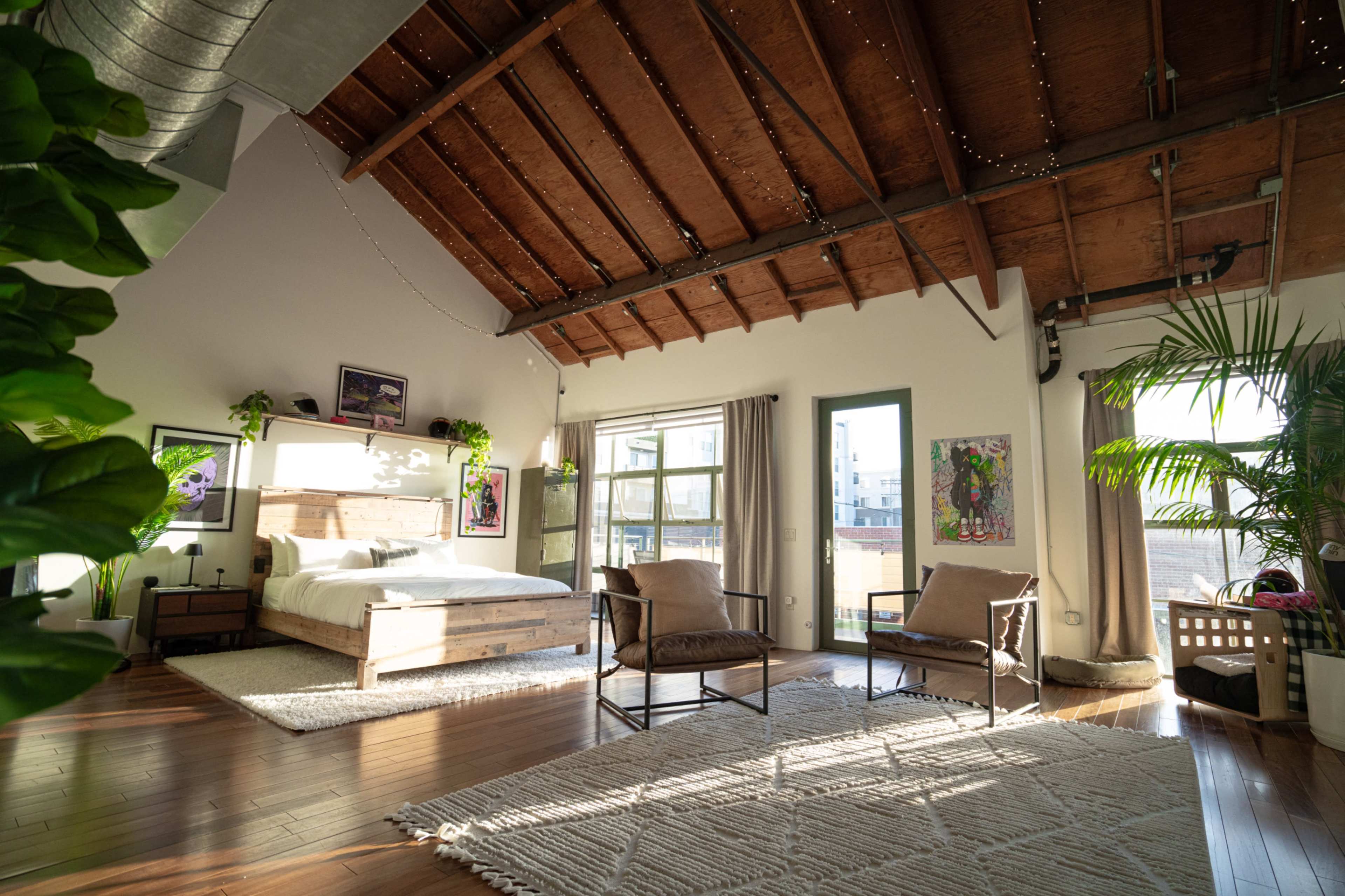 Ultimate Man Cave // Huge Live/Work Loft Image in Venice, Marina Del Rey, CA
