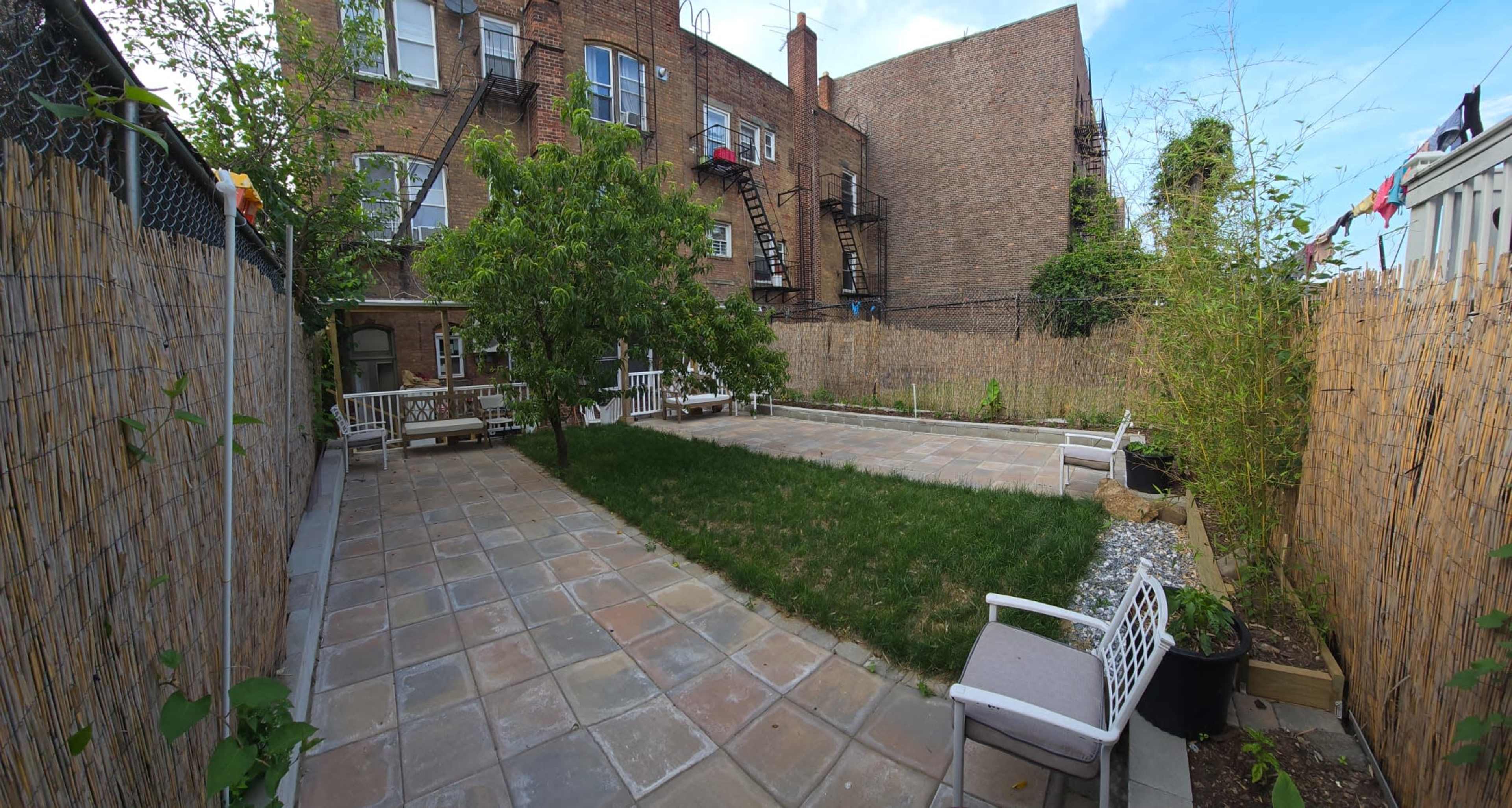 Outdoor Space with Grand Appeal Image in South Side, Mount Vernon, NY