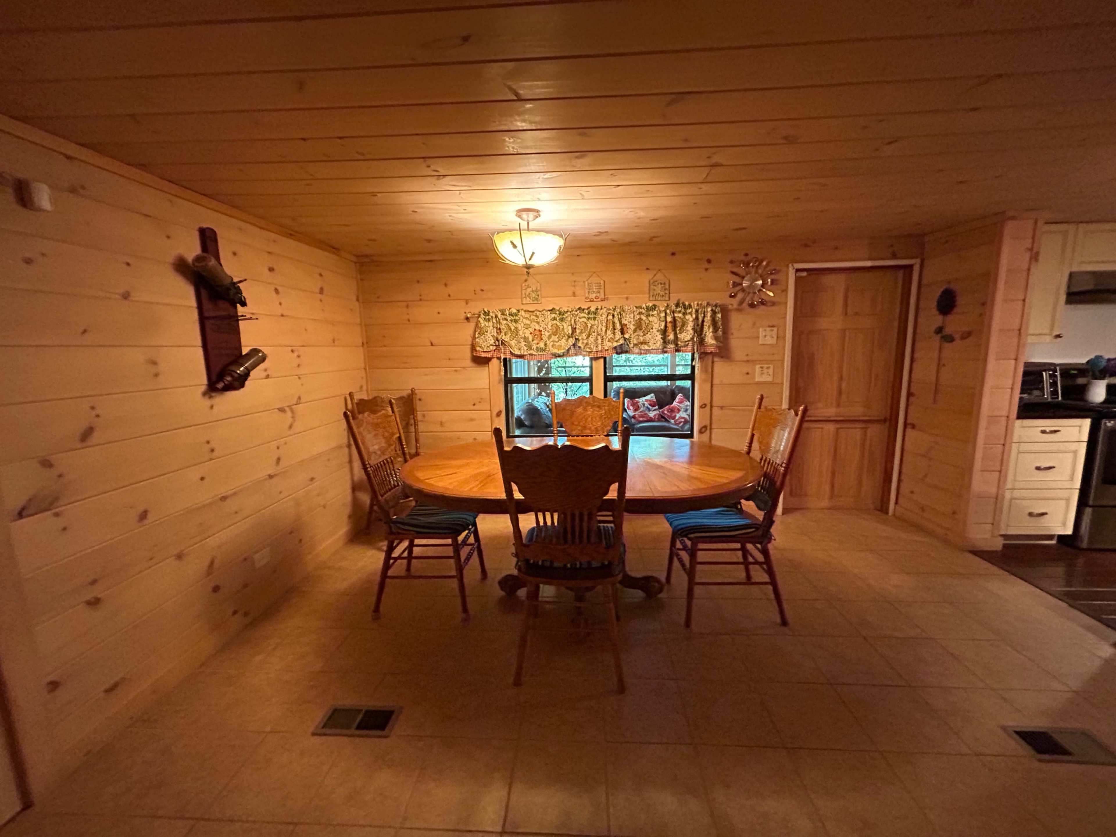 Cabin w/large porches, outdoor spaces, sun rooms, and soothing sounds from Toccoa River! Image in , Blue Ridge, GA