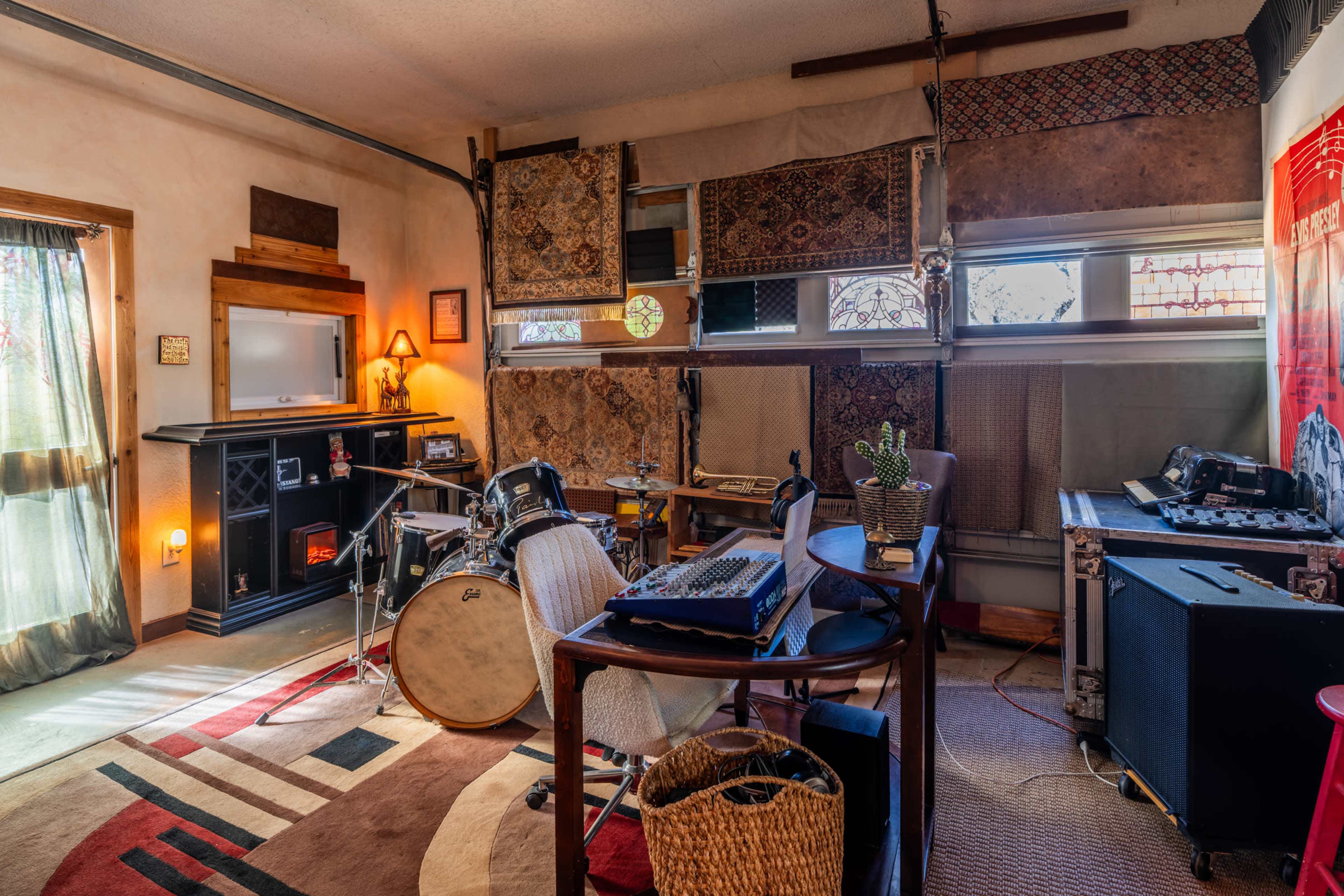 Hill Country Oasis Music Recording Studio/Band Practice Image in Lick Creek Ranch, spicewood, TX