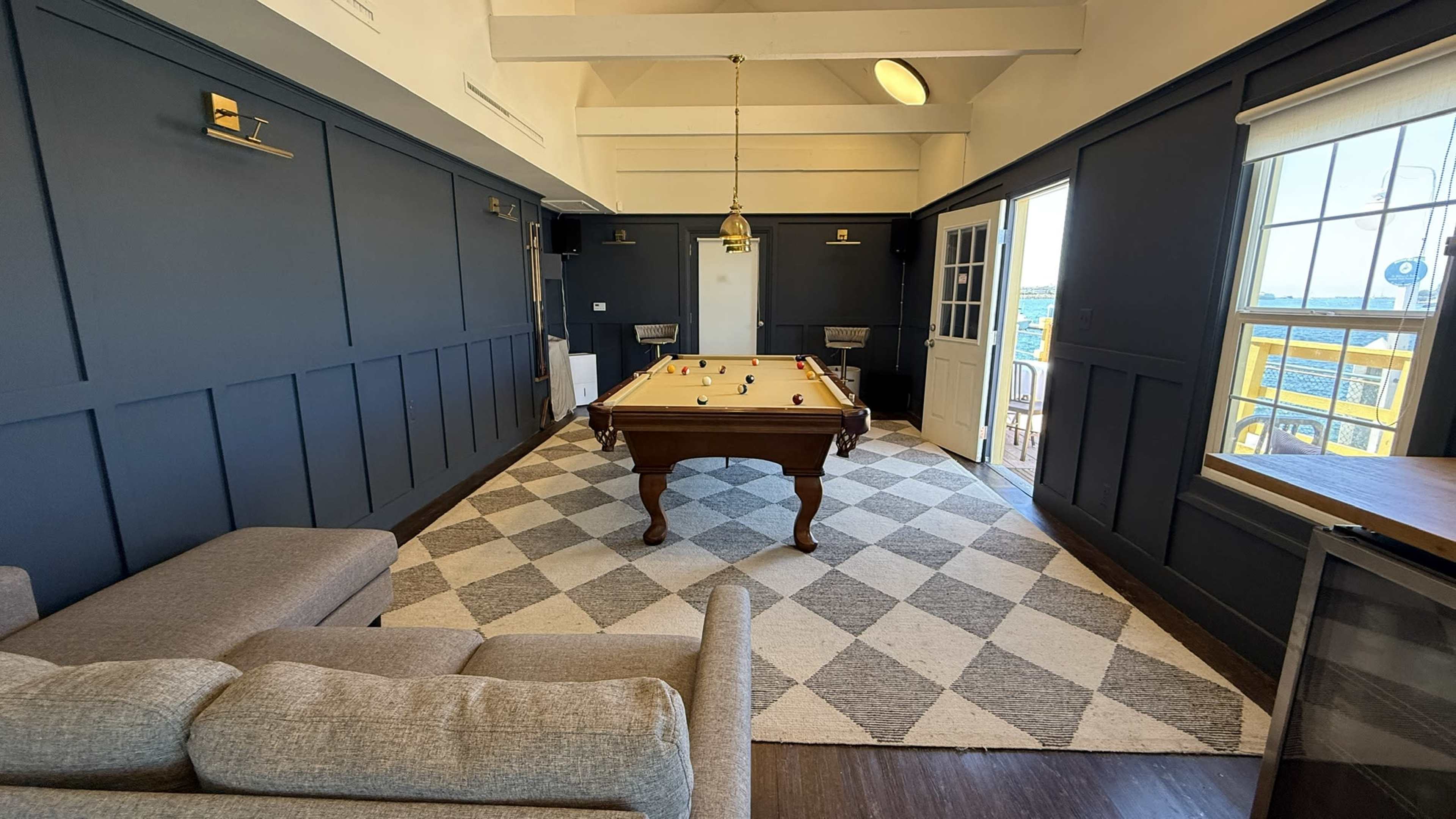 Private Marina Waterfront Lounge & Deck Image in Marina del Rey, Marina Del Rey, CA