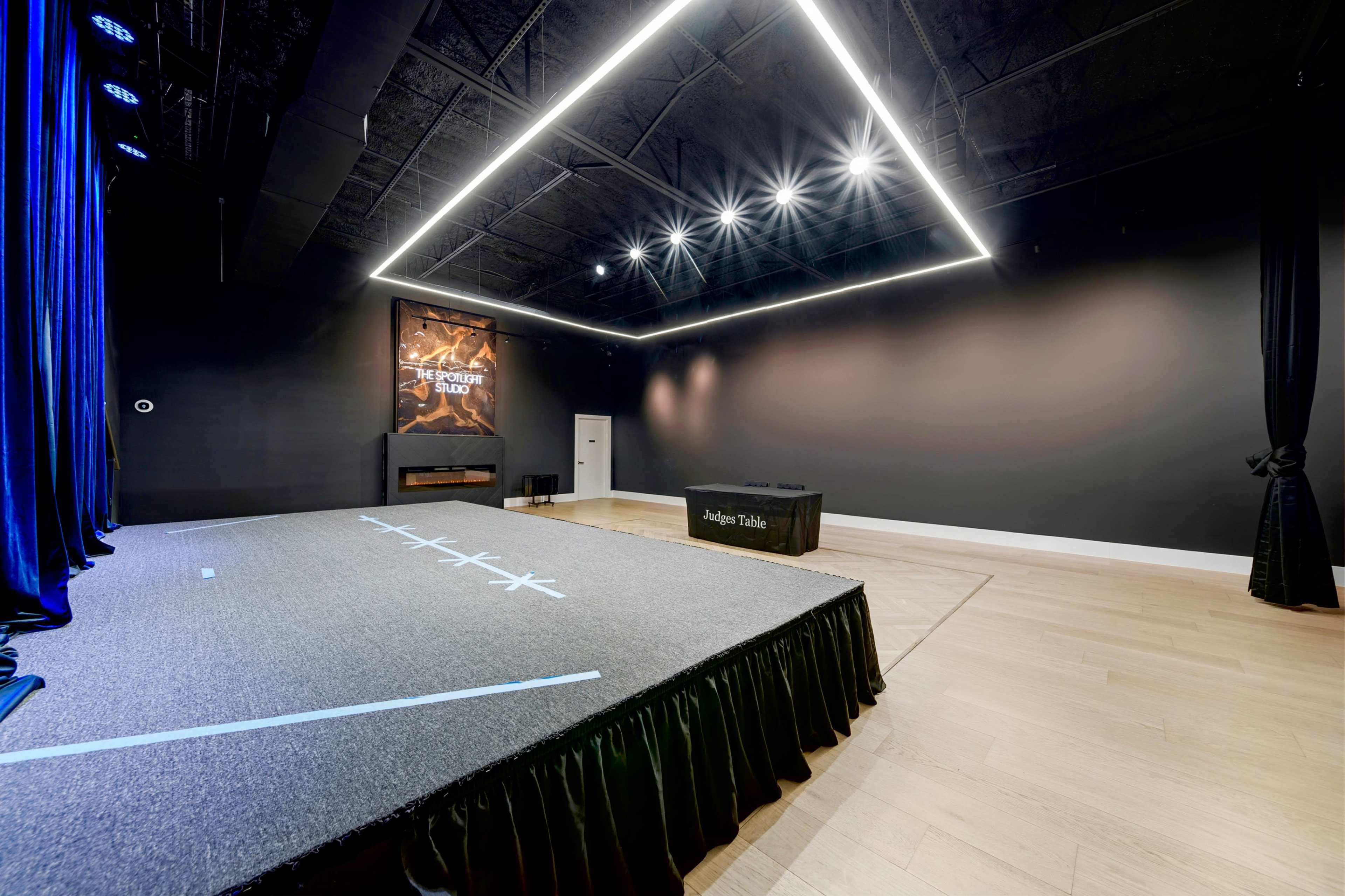 Luxury Stage Studio for Photoshoots, Events, Podcast, & Live Presentations Image in , Houston, TX