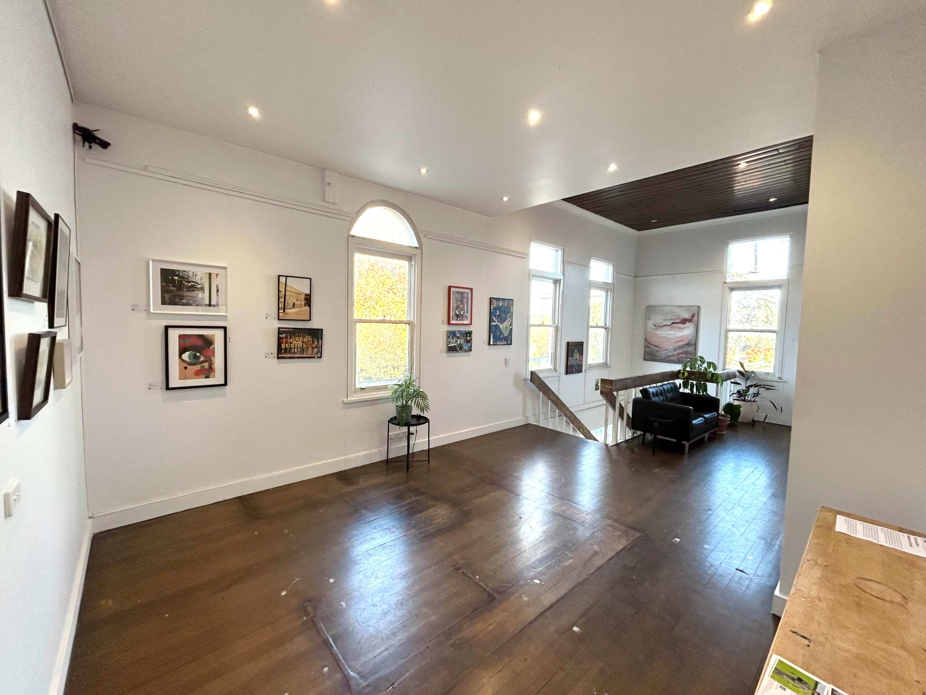 Gallery 3 Image in Kew, Kew, VIC