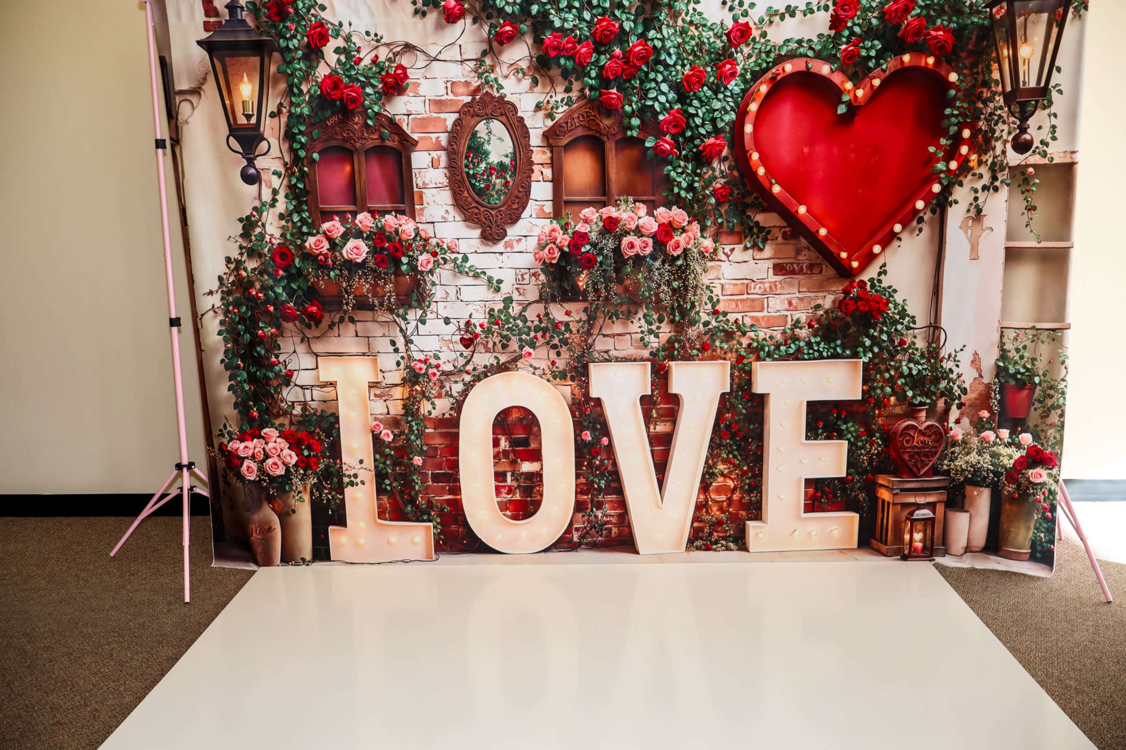 Valentine’s Love Wall for minis Image in Applewood, Lakewood, CO