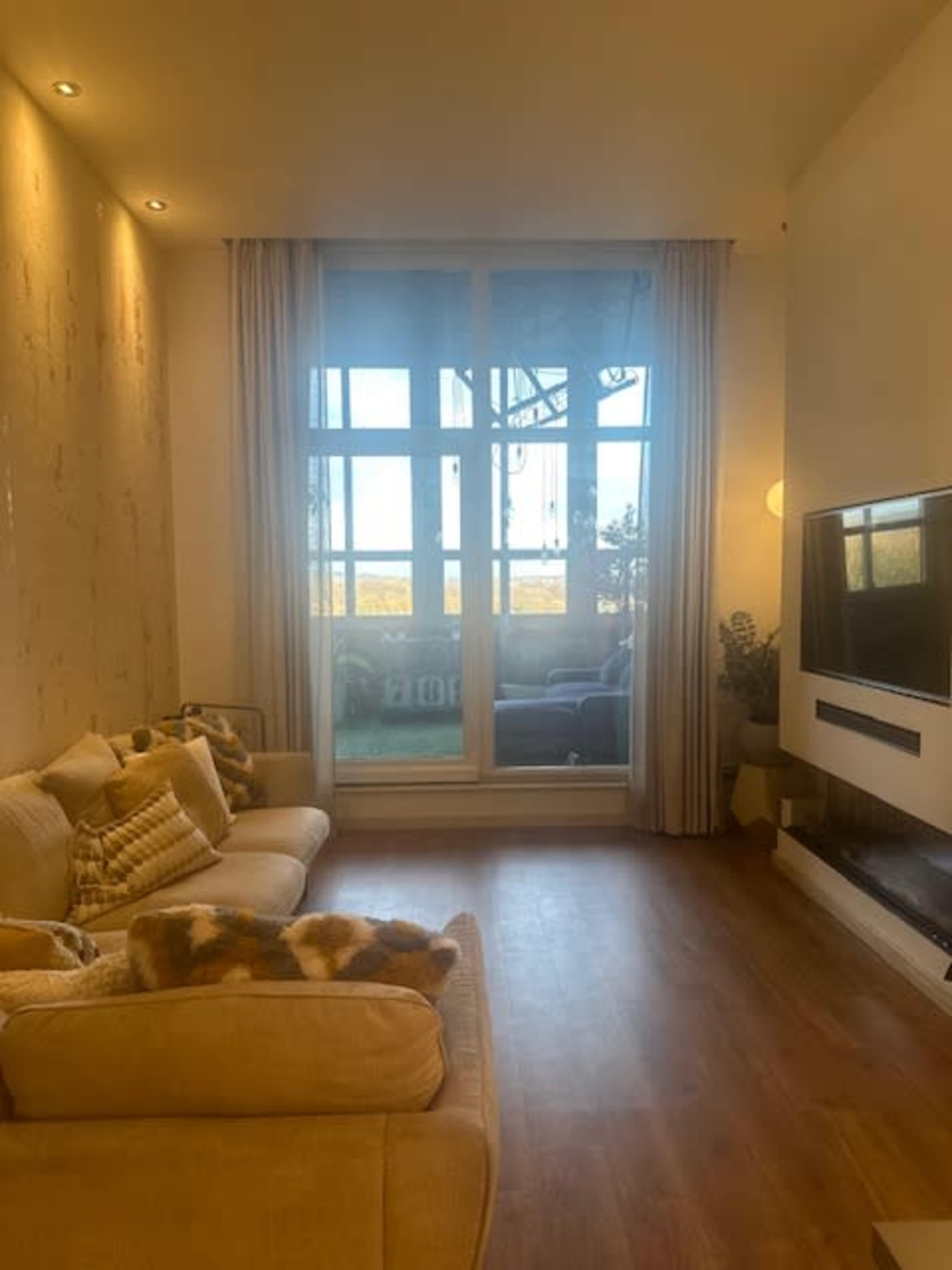Modern Apartment for photo shoots, commercial, film and TV Image in Egerton, Bolton, ENG
