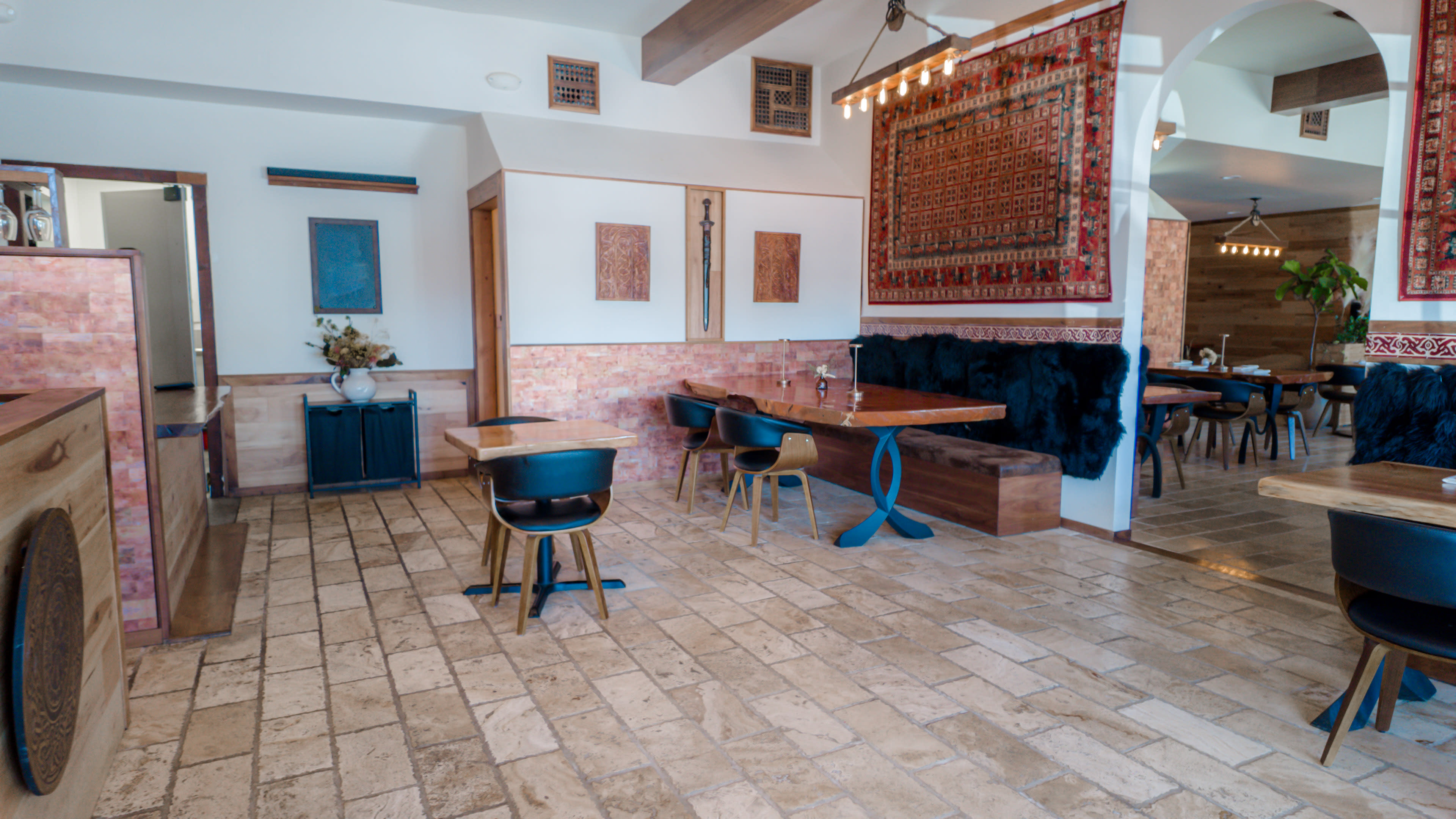 Scandinavian Restaurant Image in Bel Air, los angeles, CA