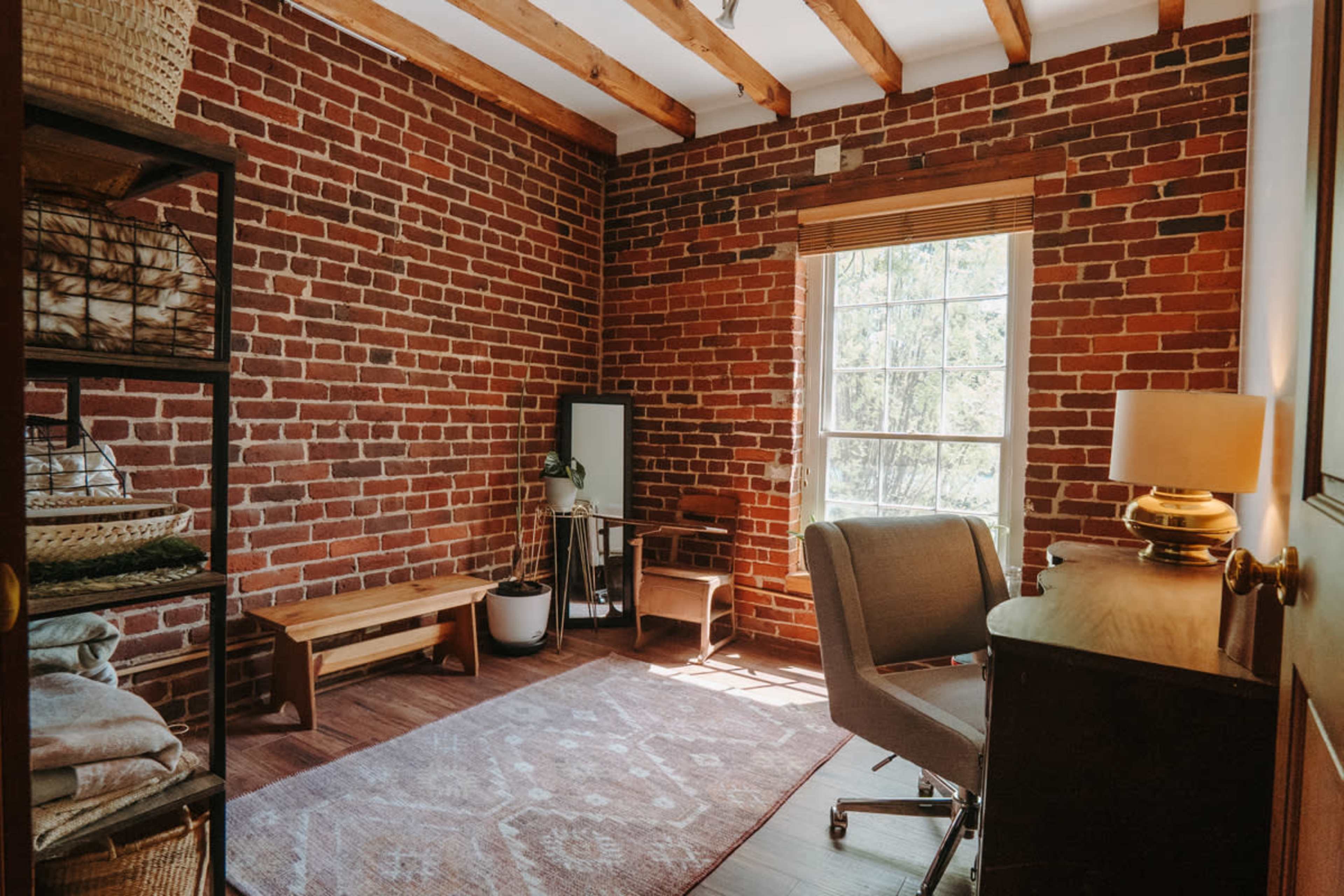 Downtown Charming Lifestyle Photo Studio Image in Fredericksburg, Fredericksburg, VA