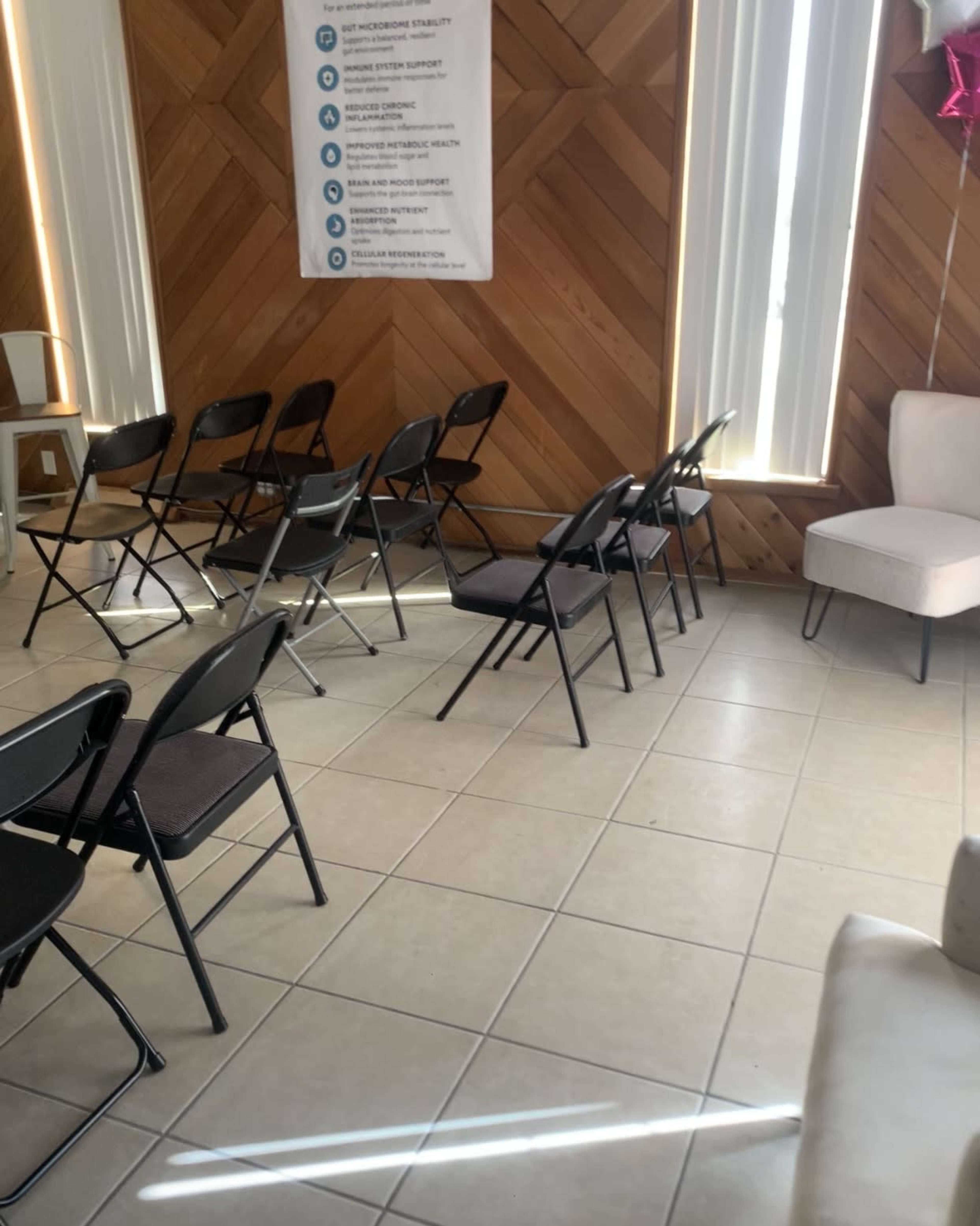 Roomy event / meeting space Image in Ruskin, Ruskin, FL