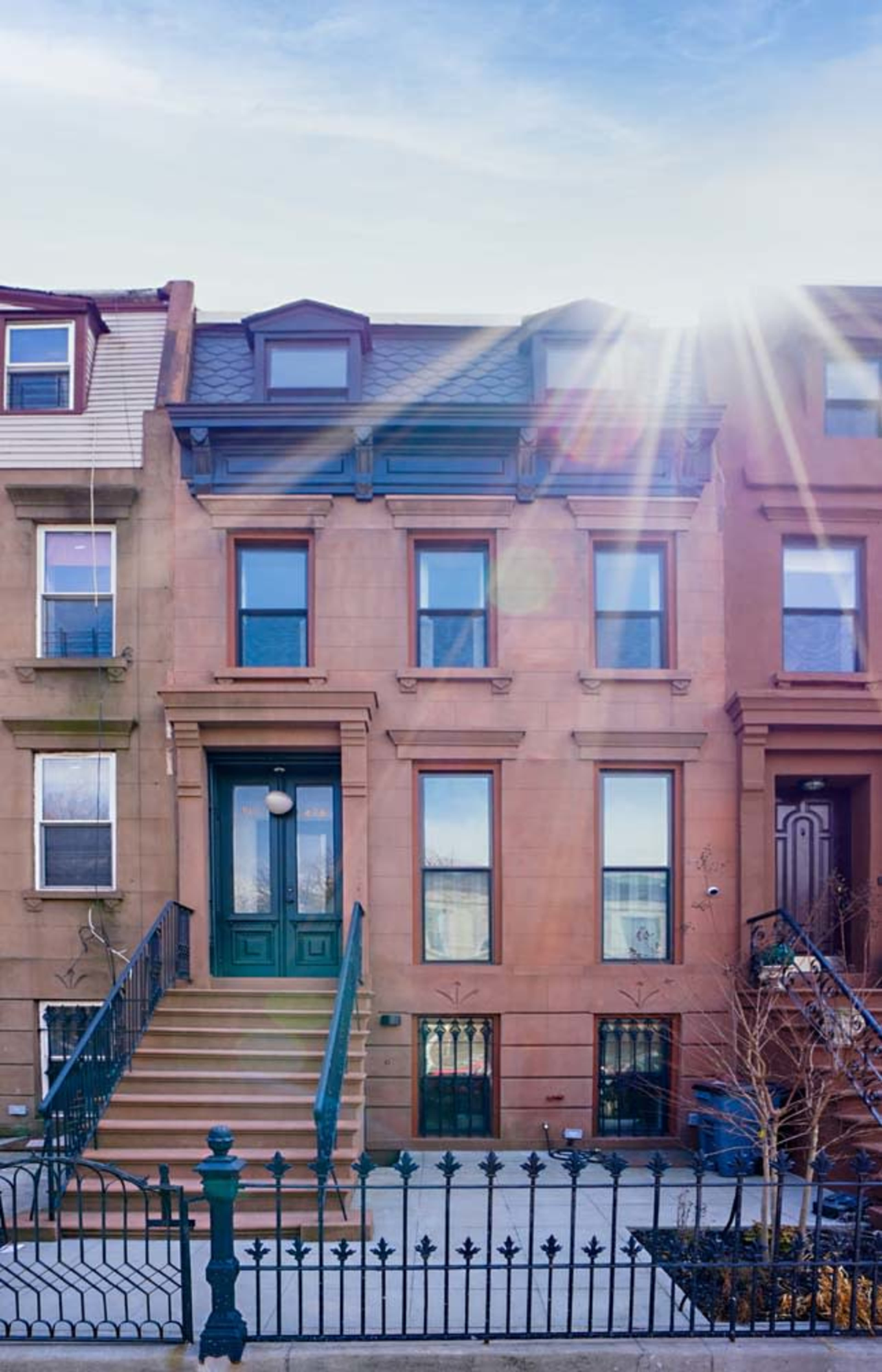Renovated Brownstone Parlor + Backyard Image in Bedford-Stuyvesant, New York, NY