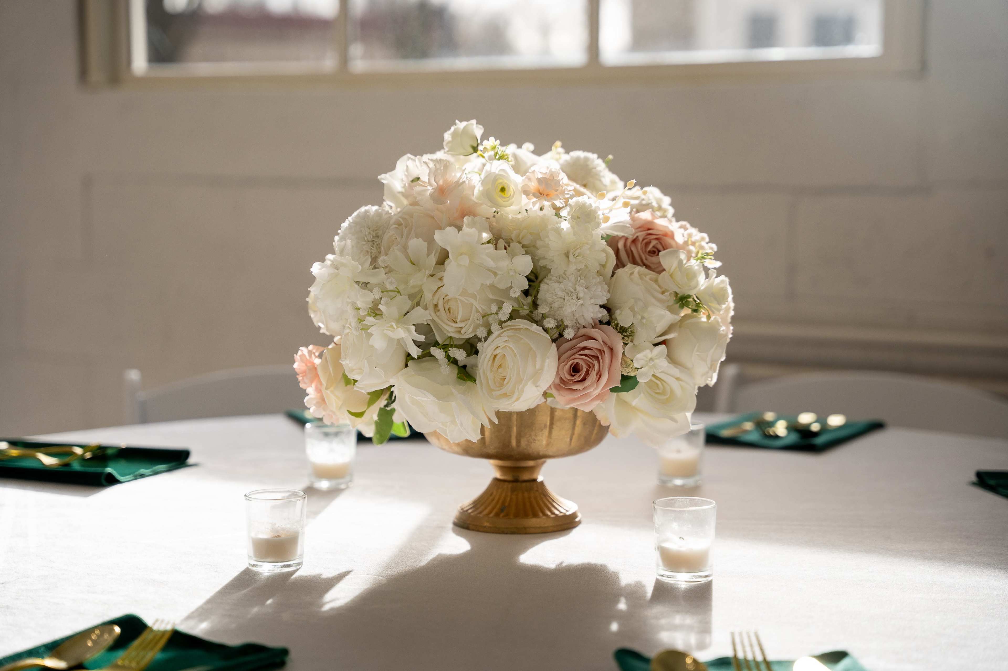 A bright, open, modern space with abundant natural light and an effortless LA feel, designed to be a blank canvas for your ideas Image in Chico, Chico, CA, CA