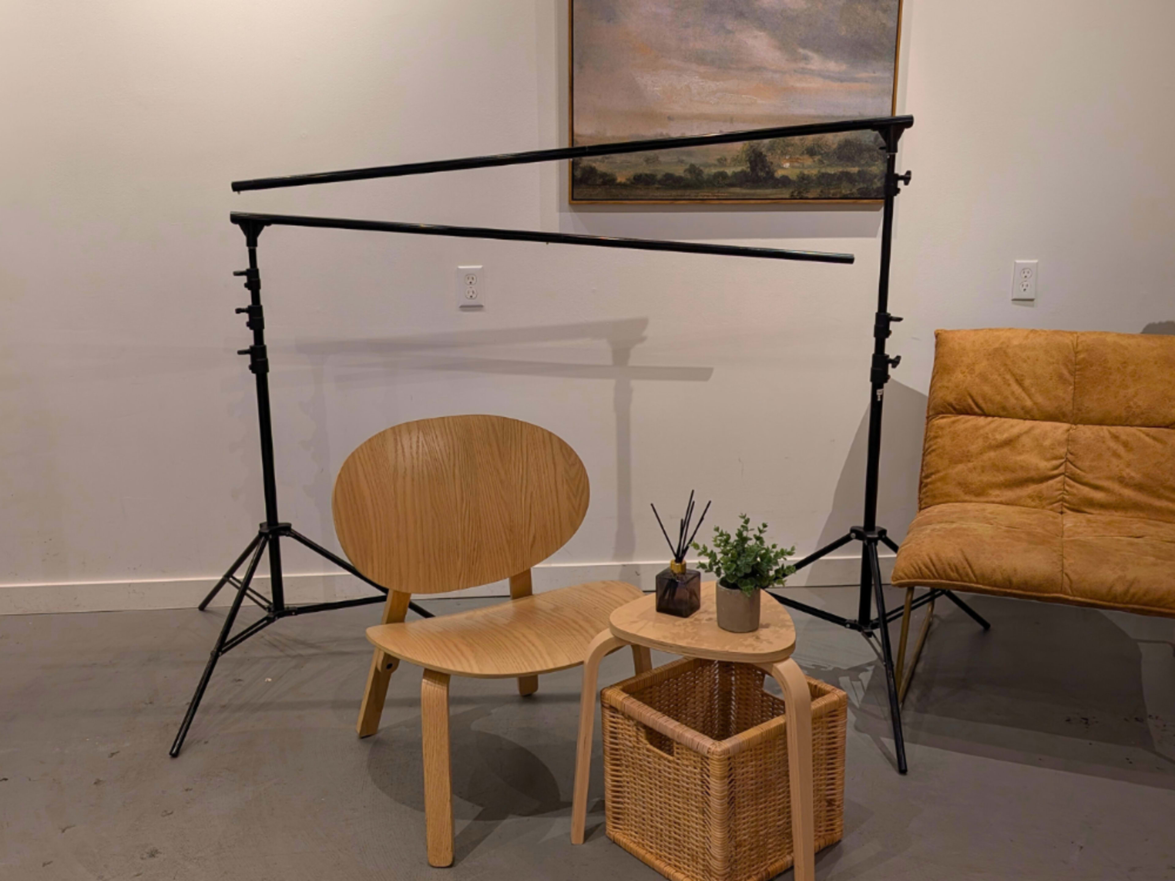 Fabric or Paper Backdrop Stand