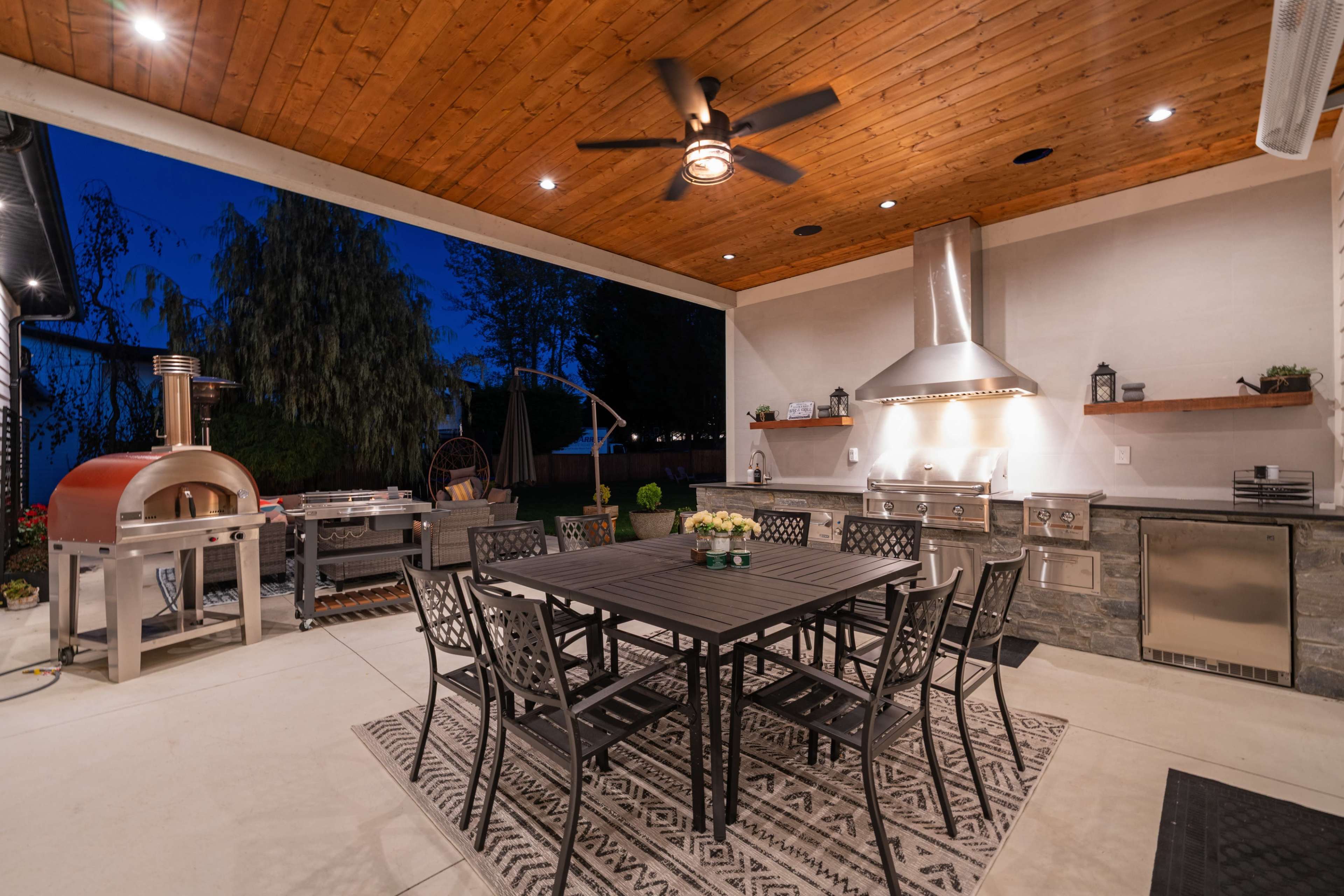 Luxury Farm House Image in Langley, Langley Twp, BC