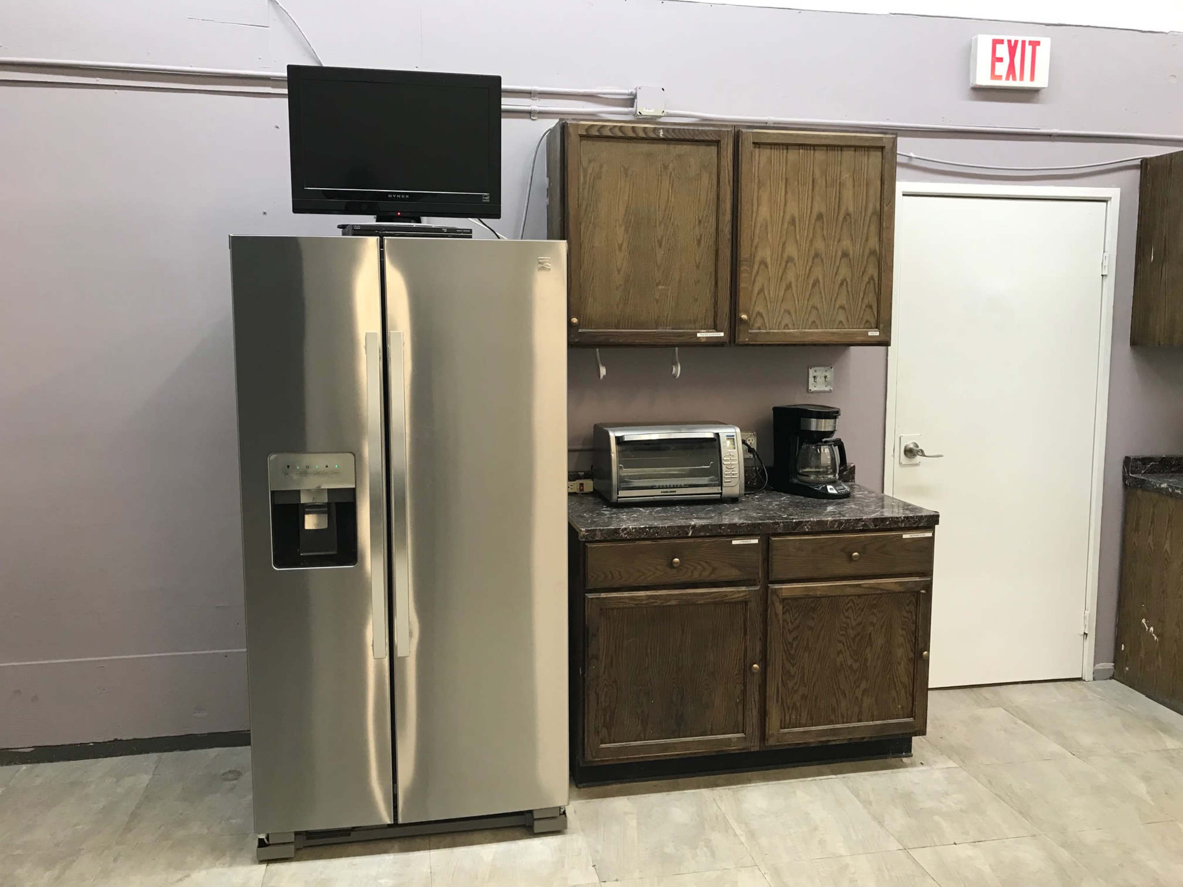 Breakroom / Kitchen for Shoots Image in , Burbank, CA