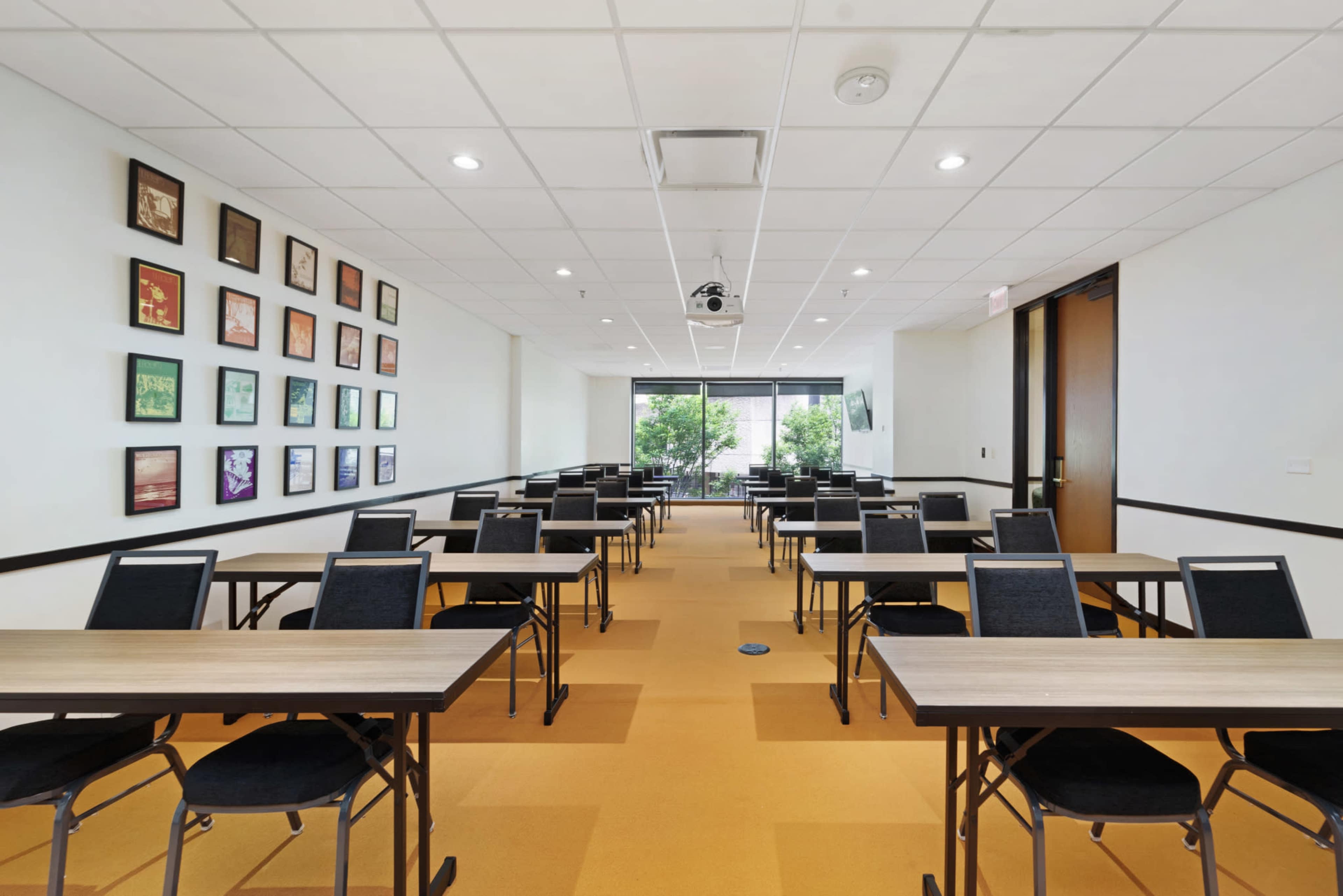 Fairlane Hotel Meeting Room in Downtown Nashville Image in Downtown, Nashville, TN