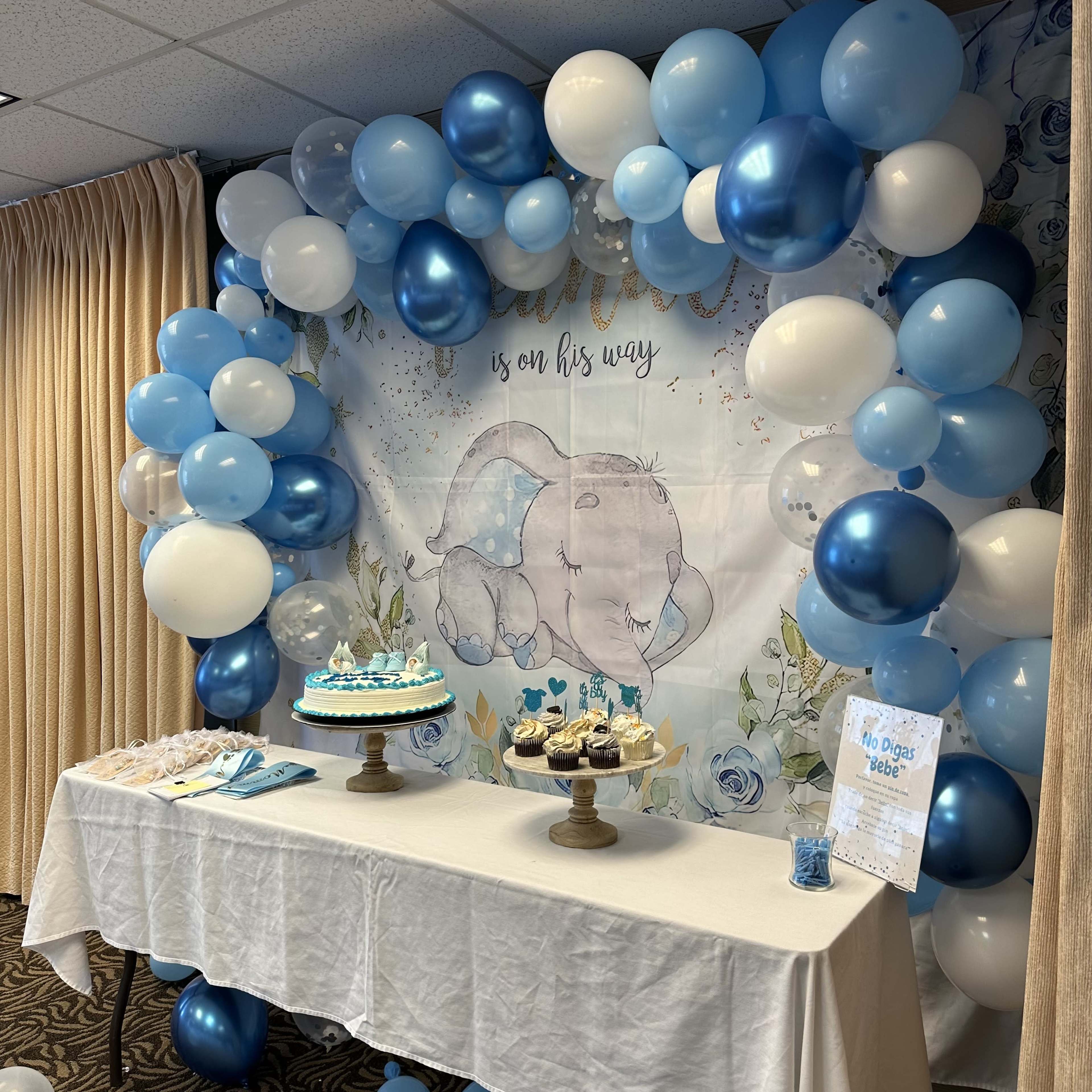 Bright and Flexible Meeting Room in the Heart of Falls Church Image in Seven Corners, Falls Church, VA