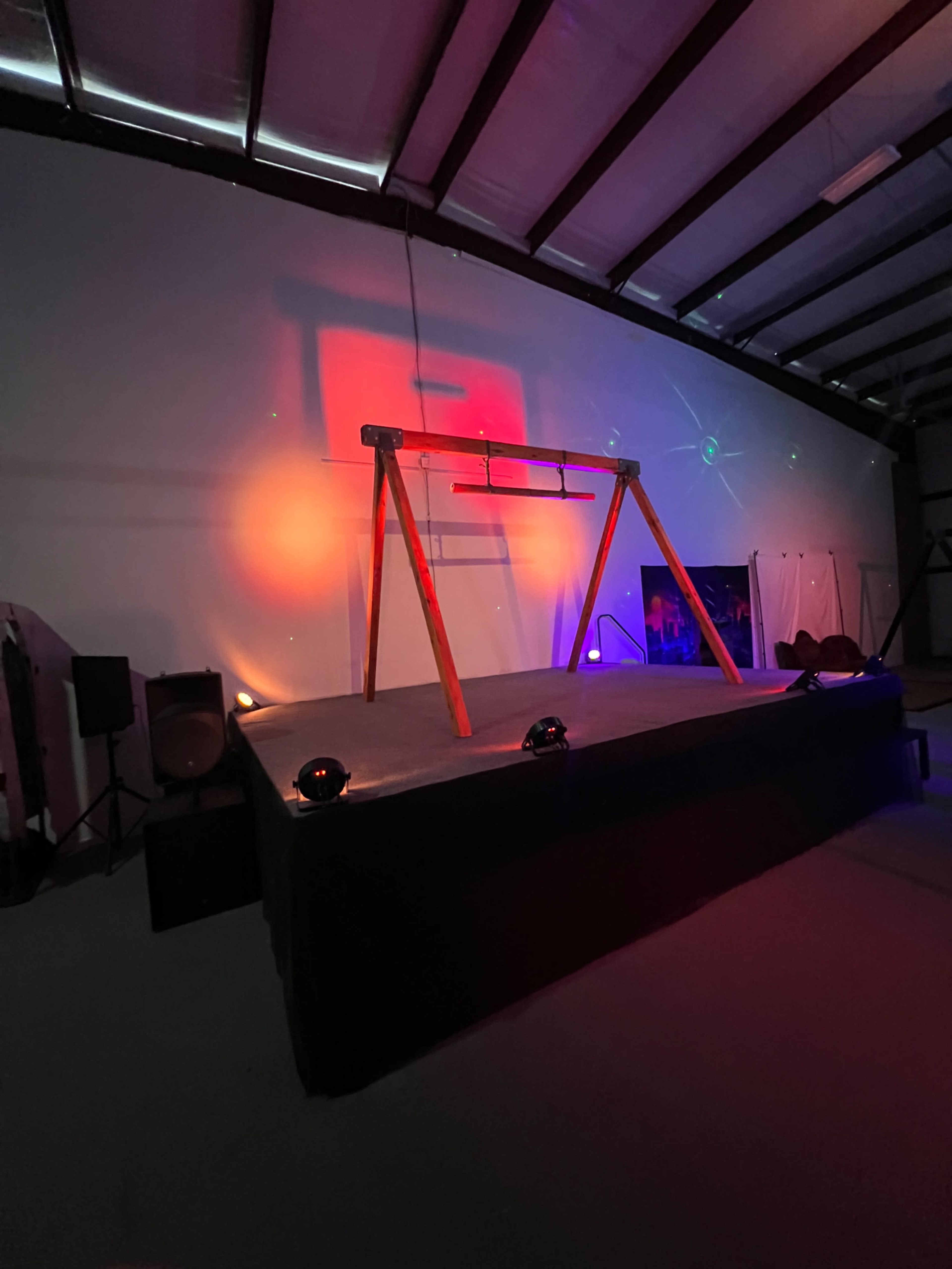Studio Warehouse with Stage and Aerial Provisions Image in , Fort Worth, TX