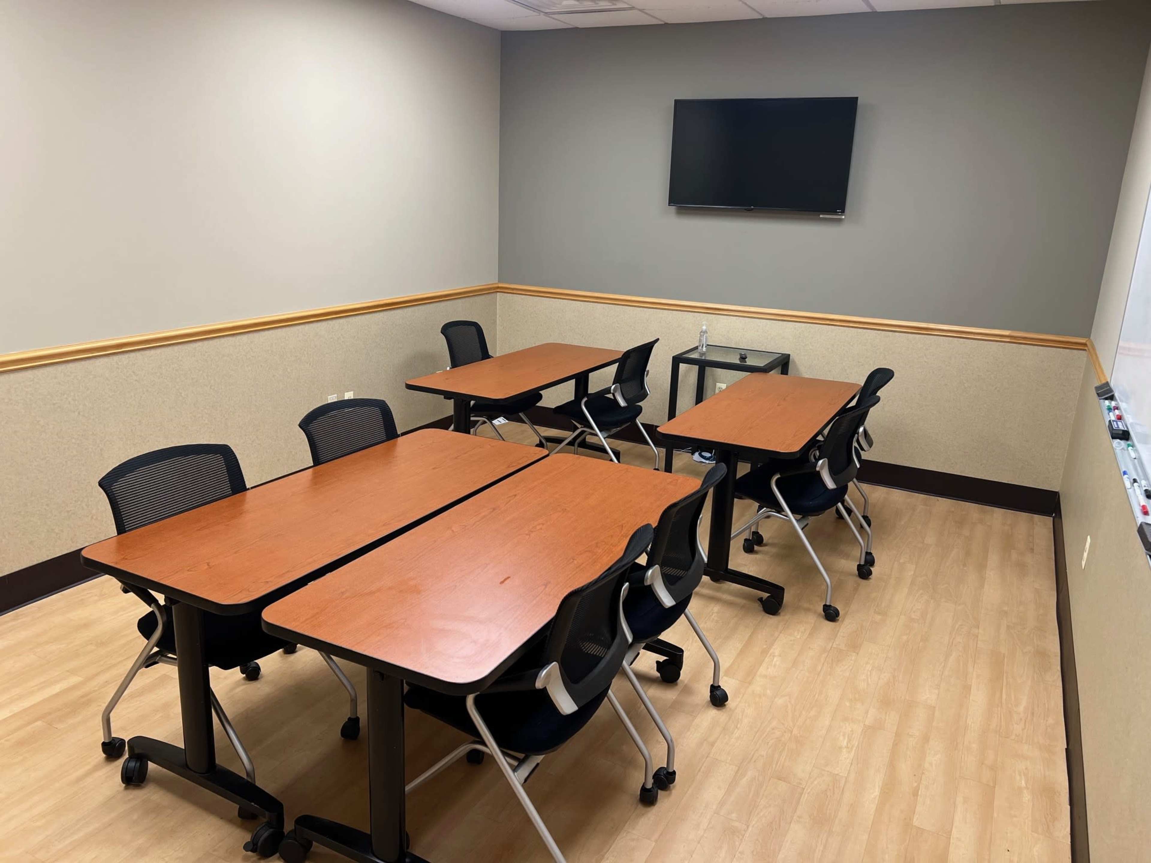 Small Conference Room location in suburbs - private office building Image in Pine Brook, Pine Brook, NJ