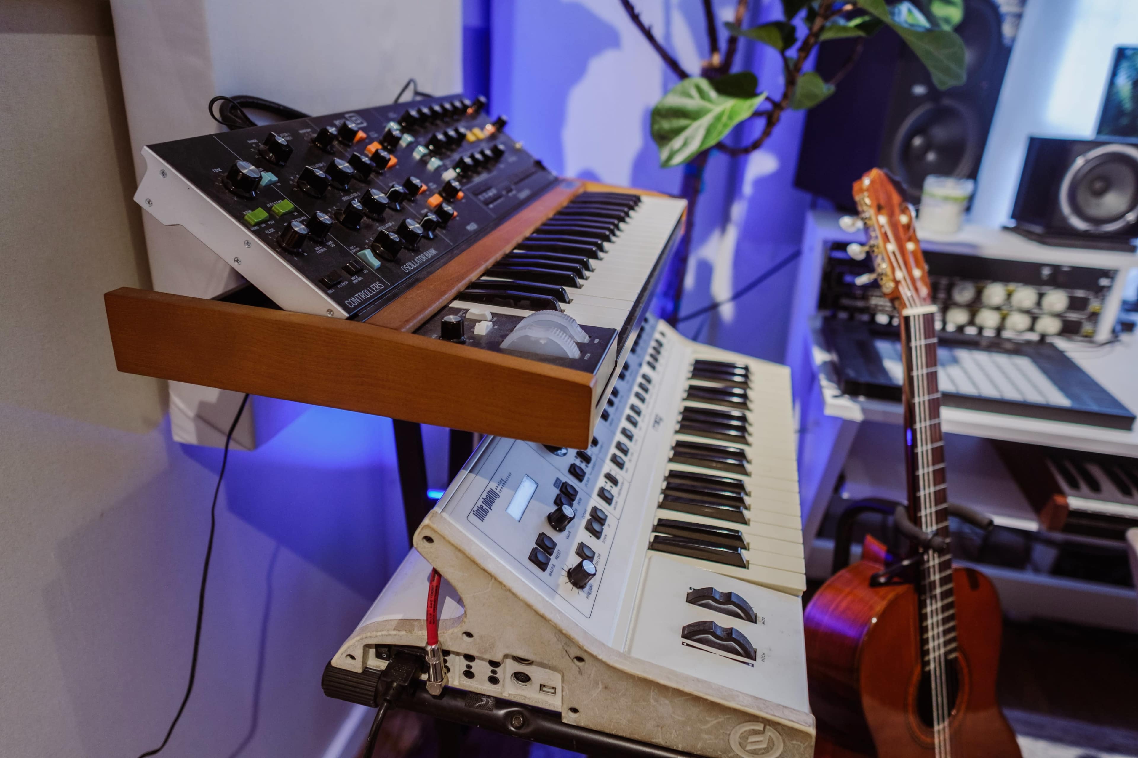 Vibey Sunlit Recording Studio Image in Greenpoint, Brooklyn, NY