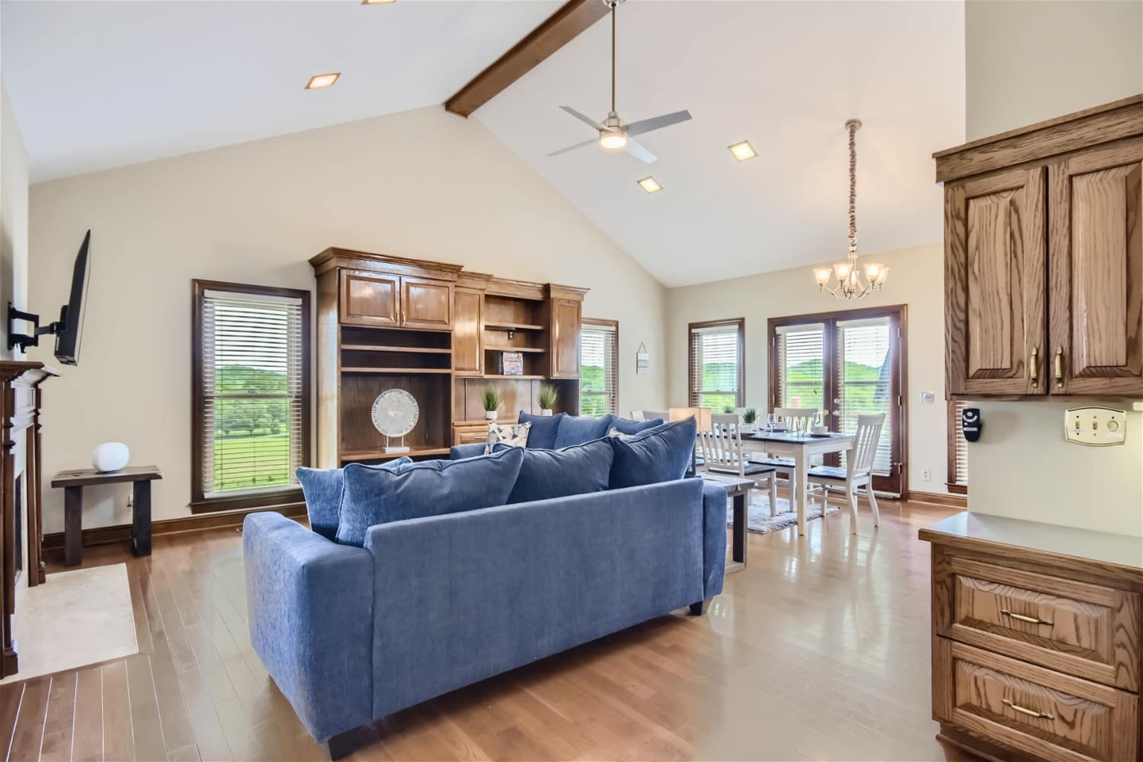 5 Acre 2500 SQFT Country House Near Nashville! Image in , Franklin, TN