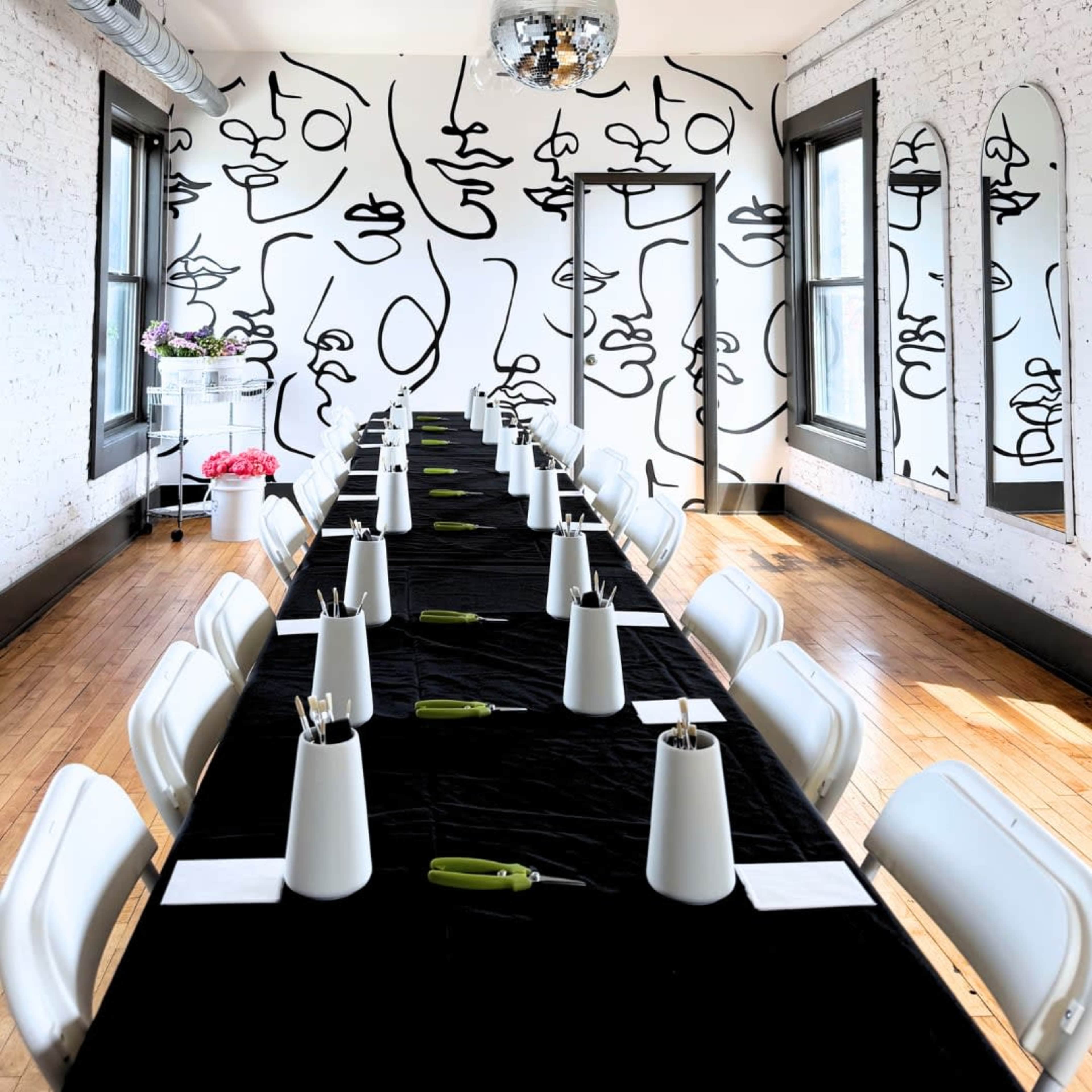Chic Baltimore Creative Content Studio in Highlandtown Arts District Image in Canton, BALTIMORE, MD