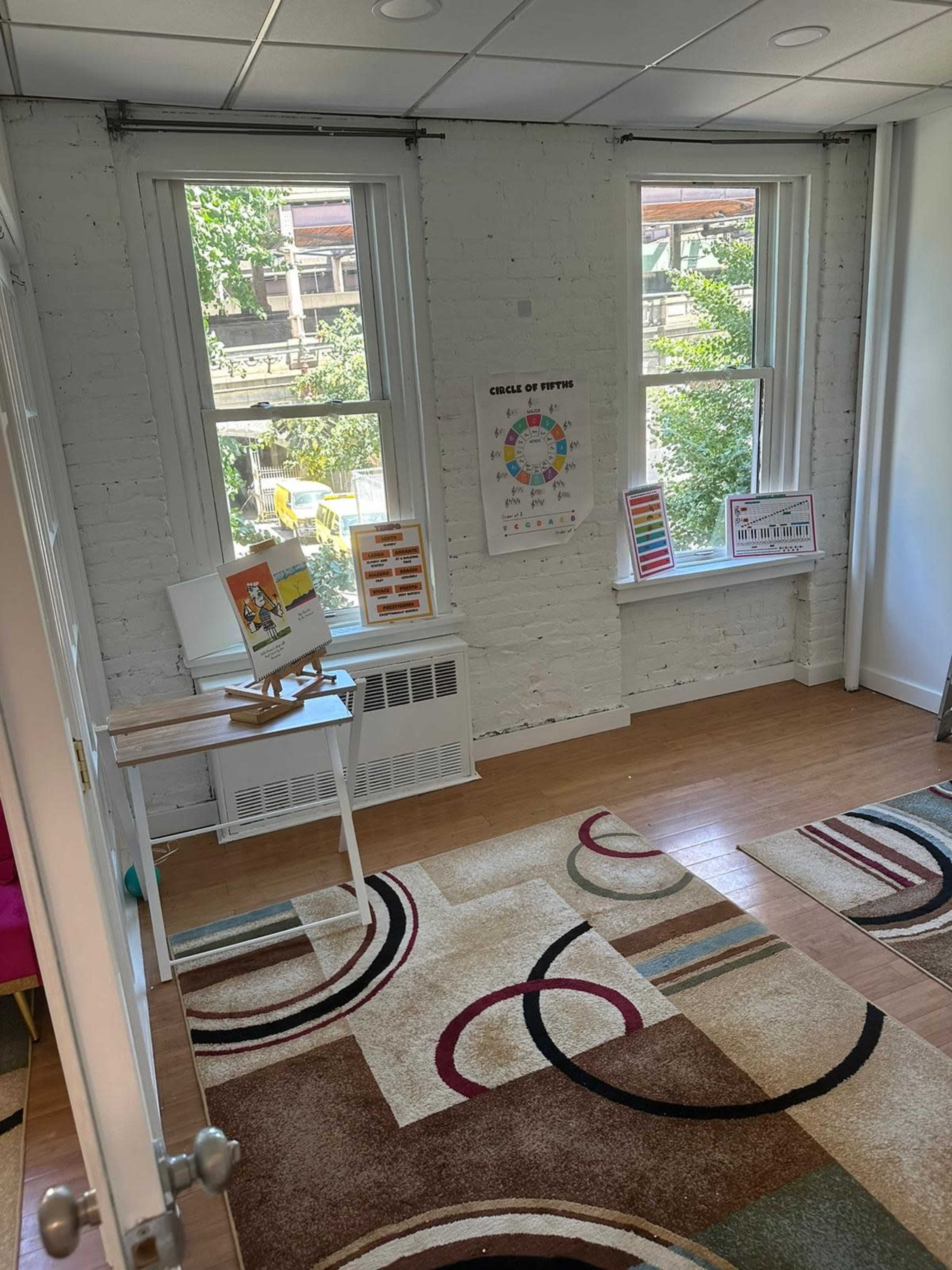 Event space in Midtown East Manhattan with a stunning view of the Queensborough Bridge. Ideal for any occasion! Image in Midtown Manhattan, New York, NY