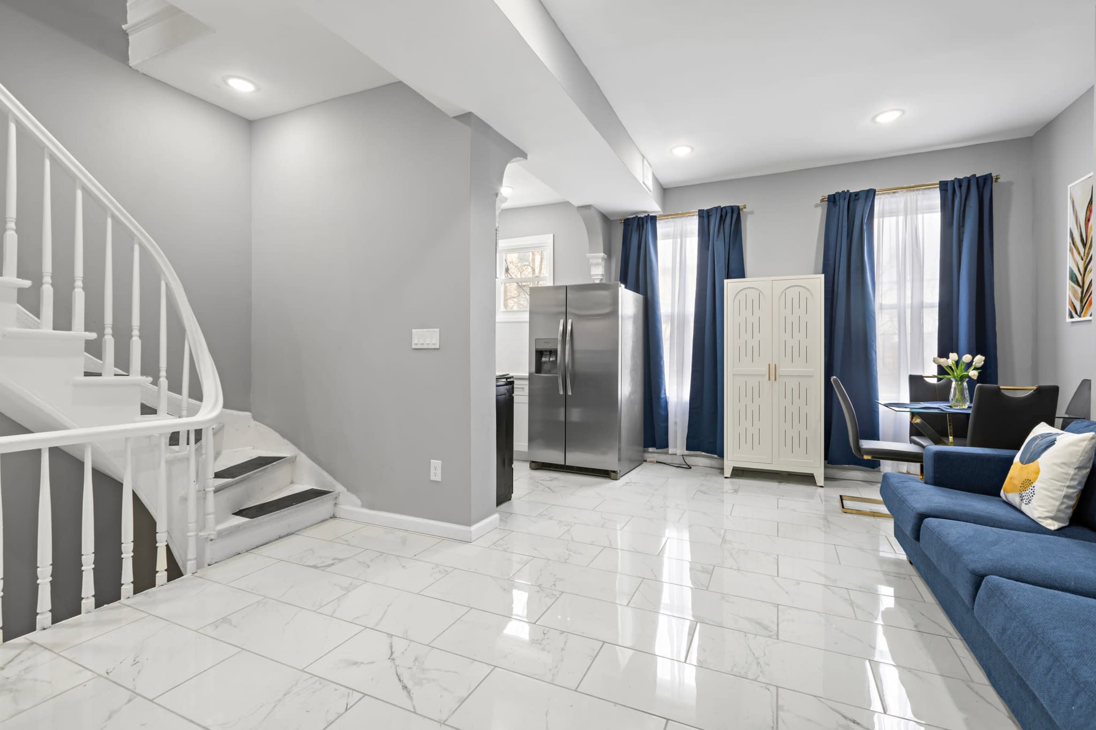Modern Urban Cozy 5 Bedroom Home Image in Greenville, JERSEY CITY, NJ