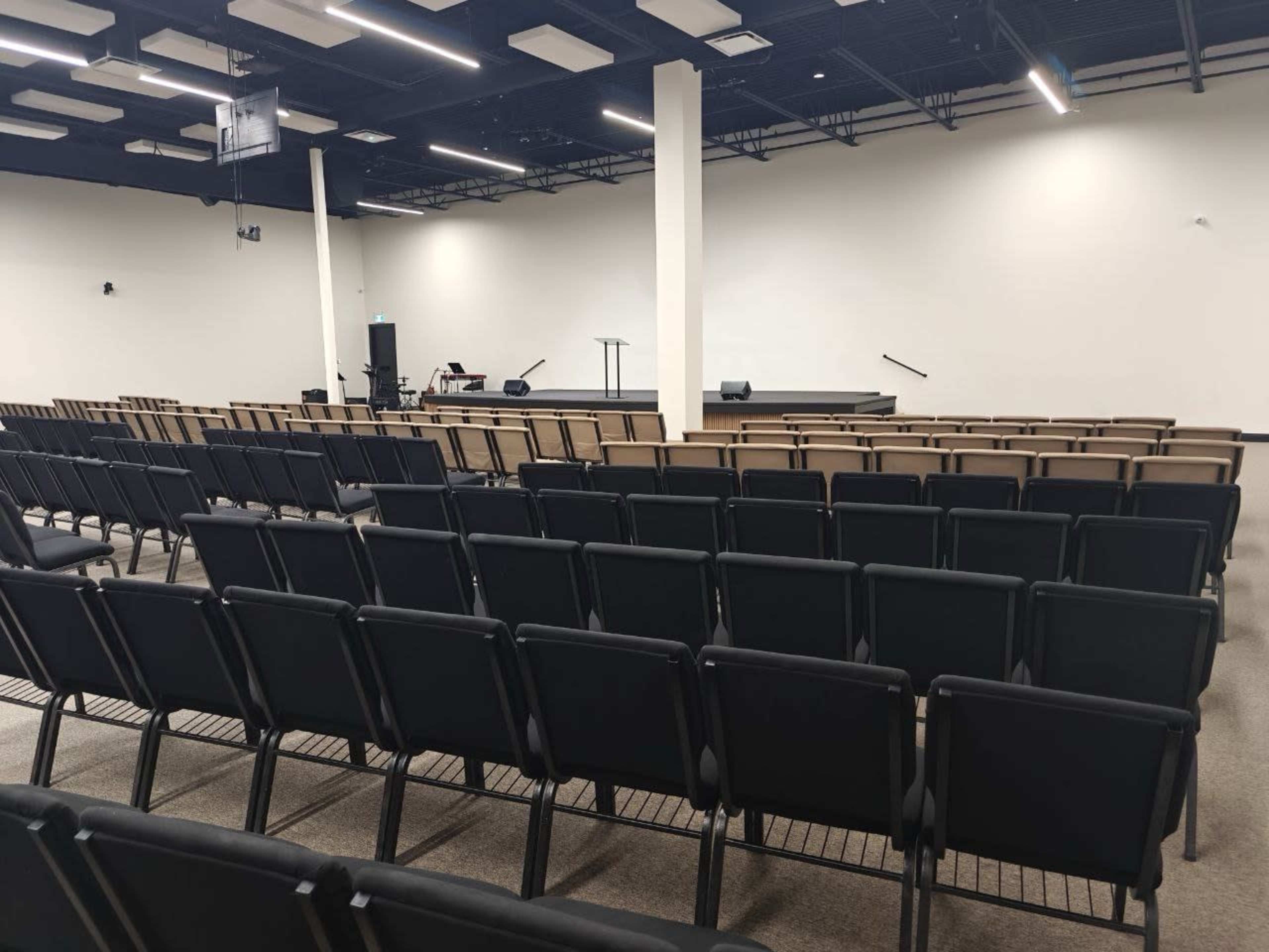 Large Spacious Conference and Multipurpose Room Image in Pelmo Park-Humberlea, North york, ON