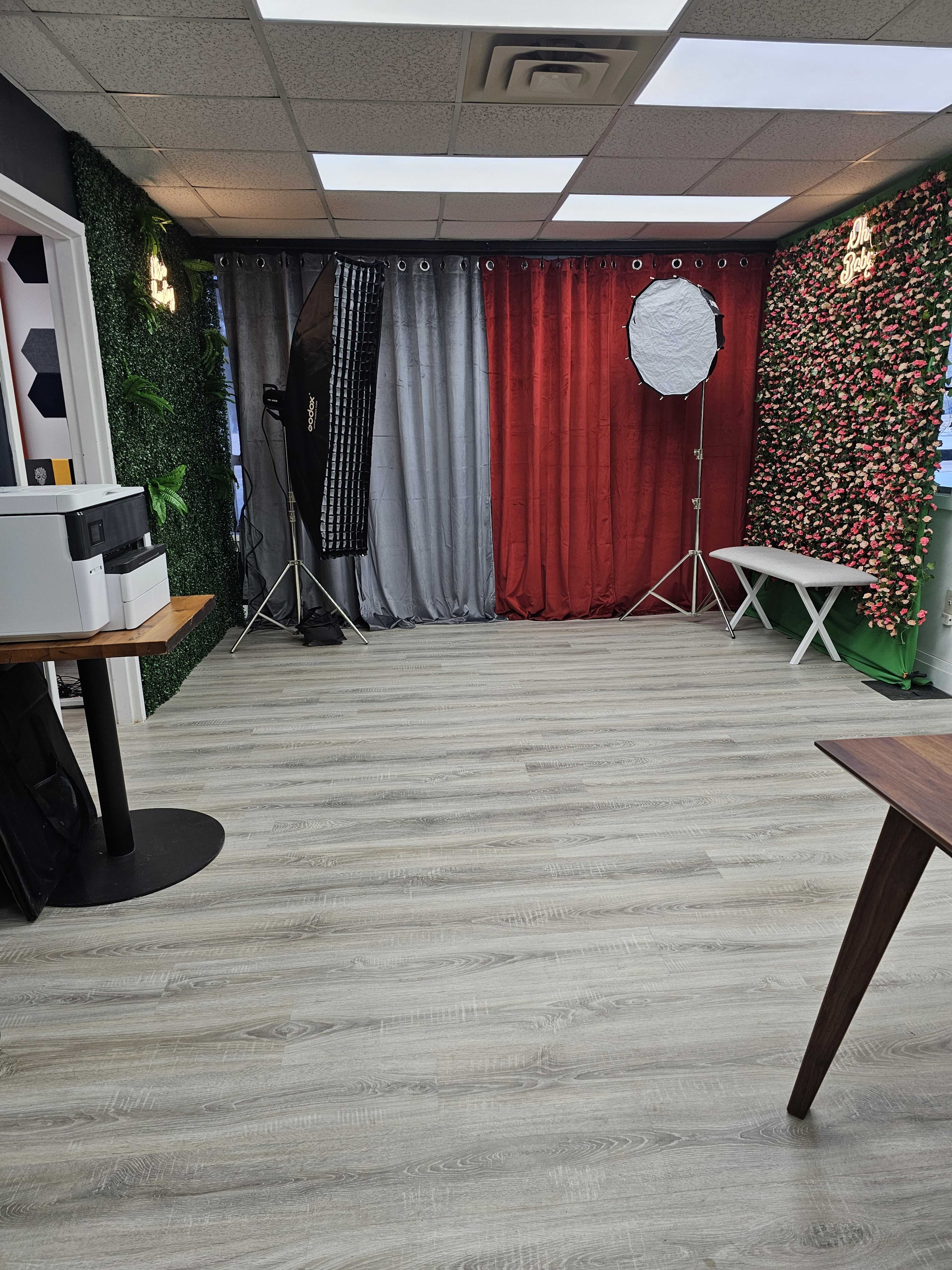 Origin Studio (Multimedia co-op creator space) Image in Waterloo, Waterloo, ON