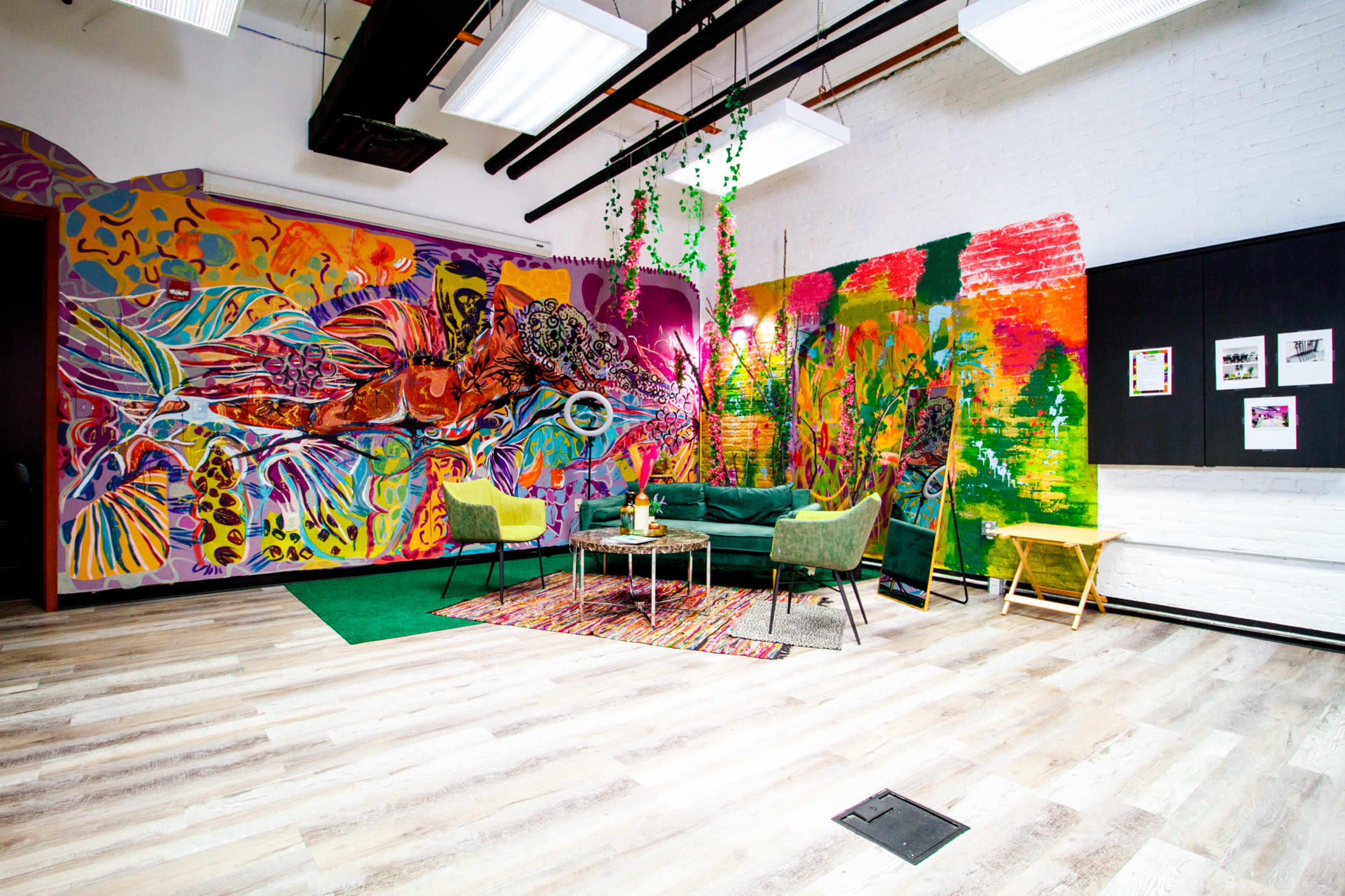 Vibrant and Fully Equipped Photo Studio on Museum Row Image in Downtown, Louisville, KY