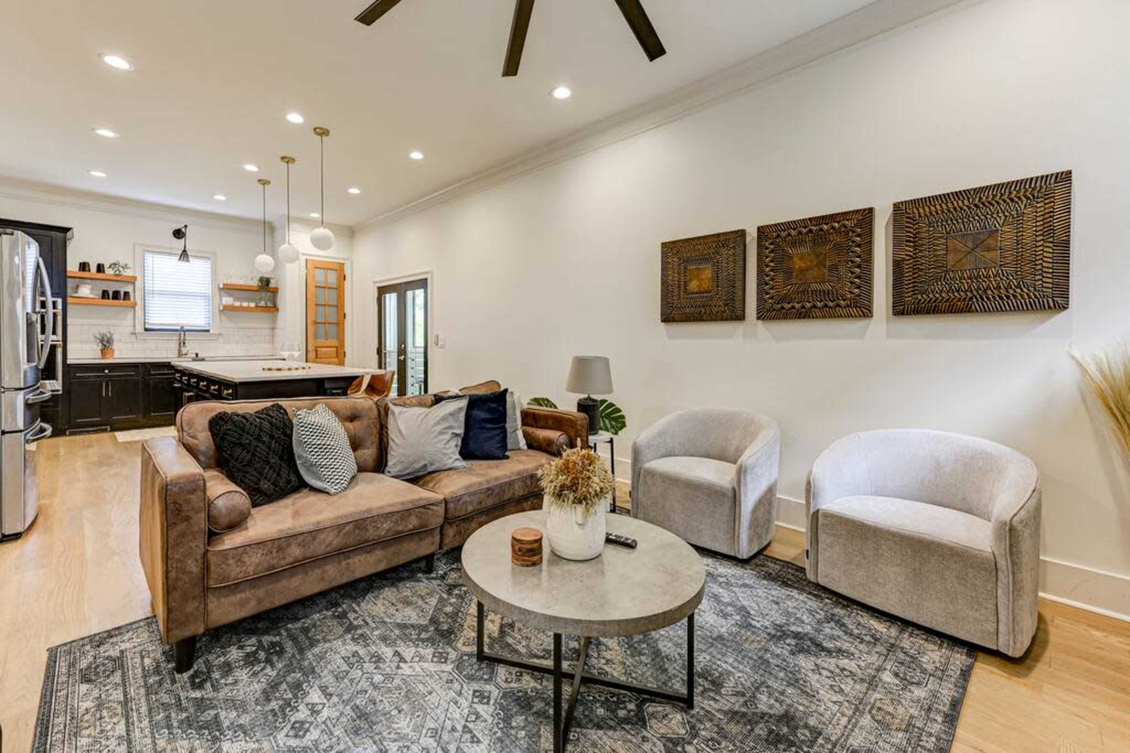 Large 4BR/4BA, Newly Built Modern Farmhouse Near GA Aquarium! Image in English Avenue, Atlanta, GA