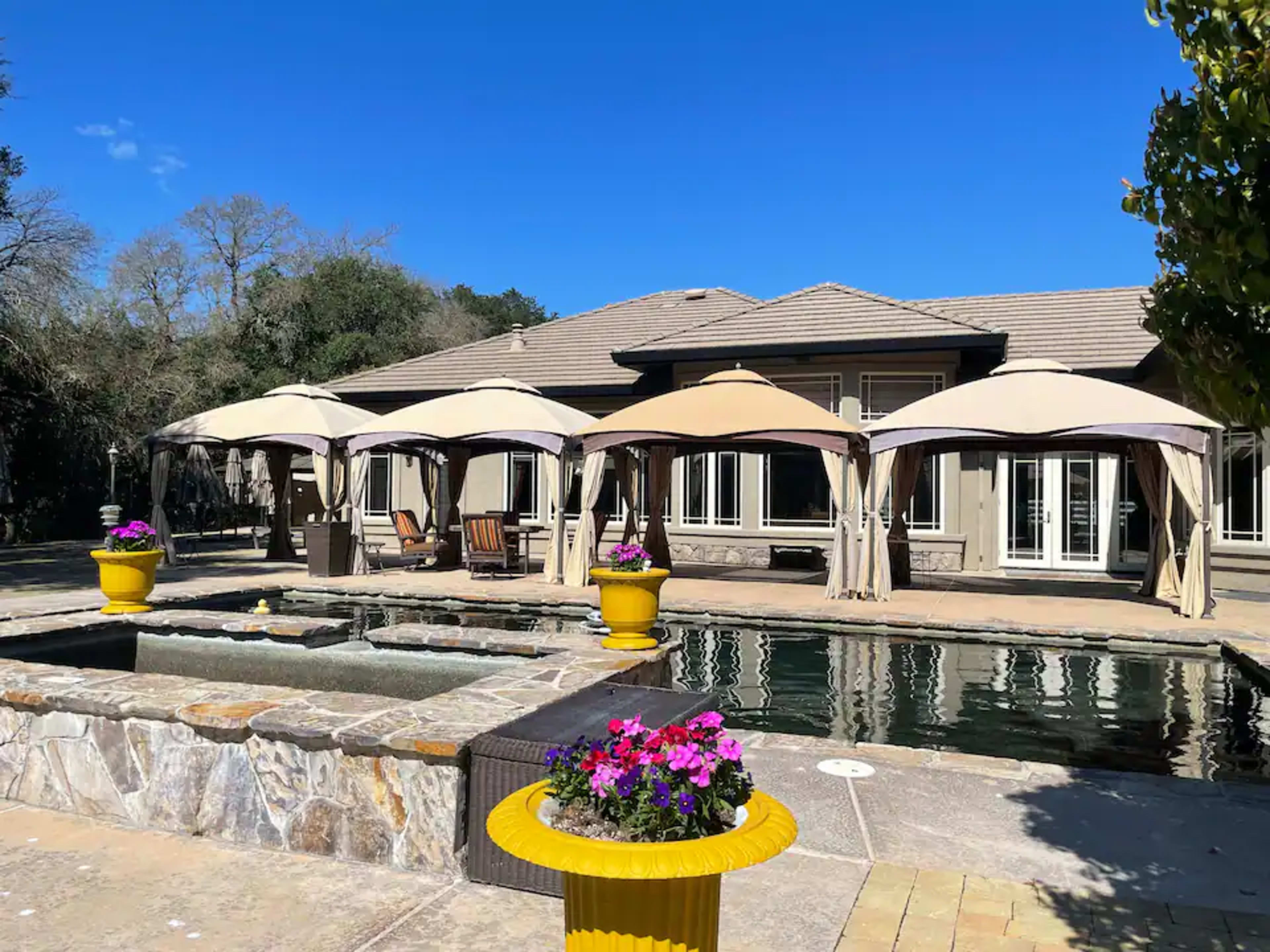 Delightful Luxury Ranch With Poolside Kitchen Image in , Gilroy, CA