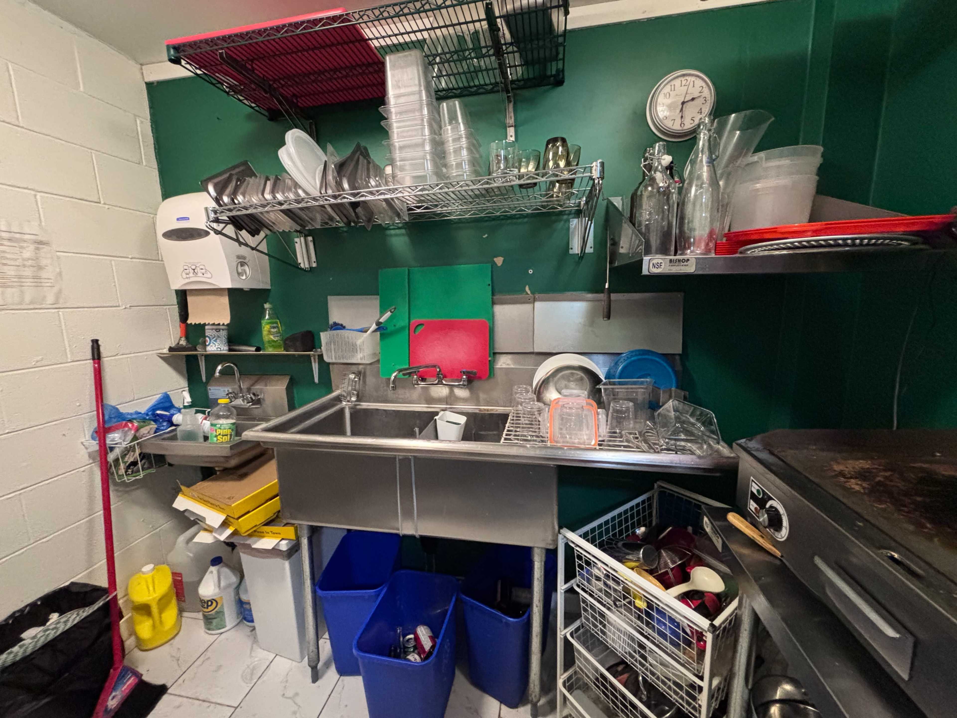 Turnkey Ghost Kitchen with Food & Liquor License in Prime Langley Location Image in Langley, Langley, BC