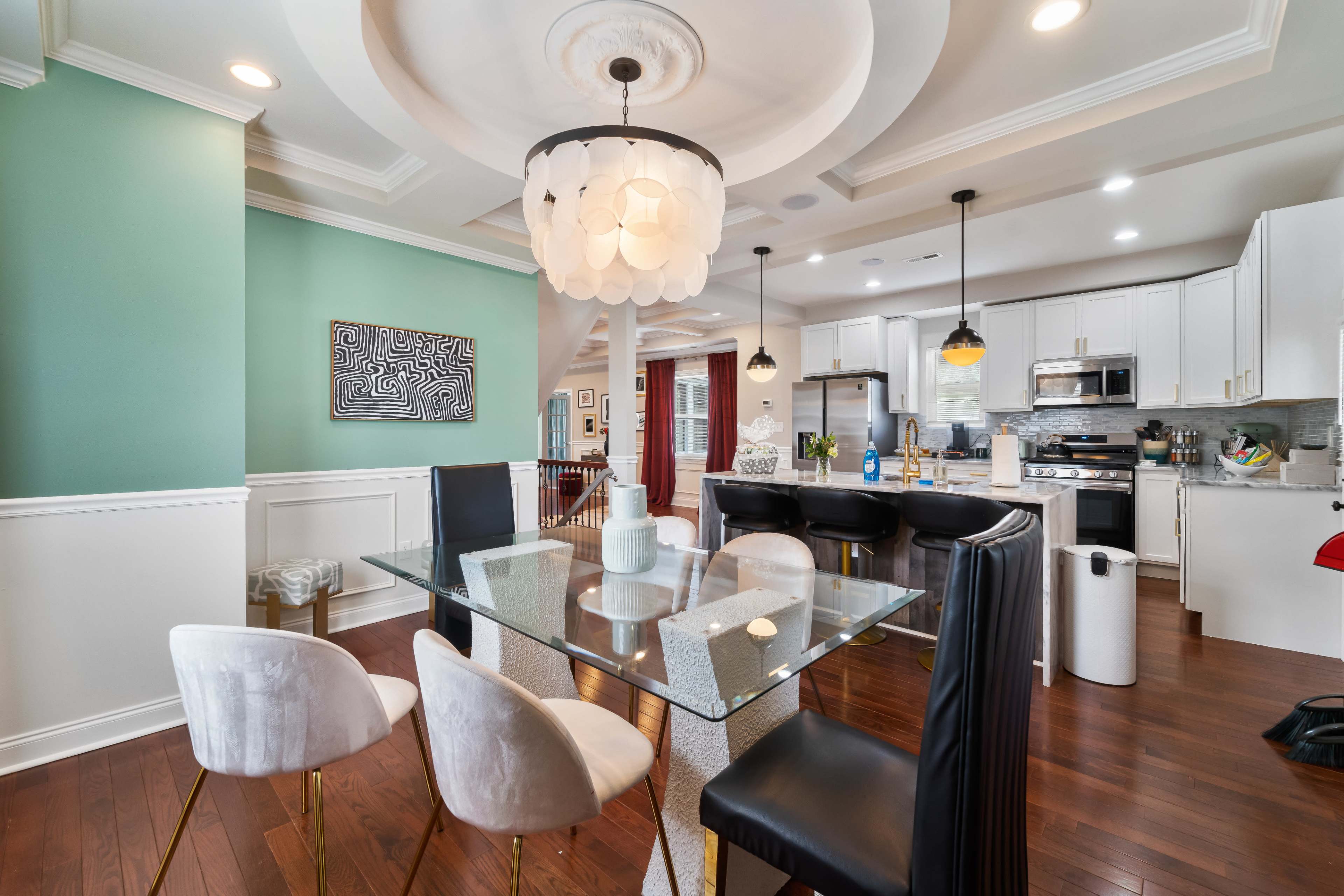 Stunning 7BR Lux House in Baltimore Image in West Arlington, Baltimore, MD