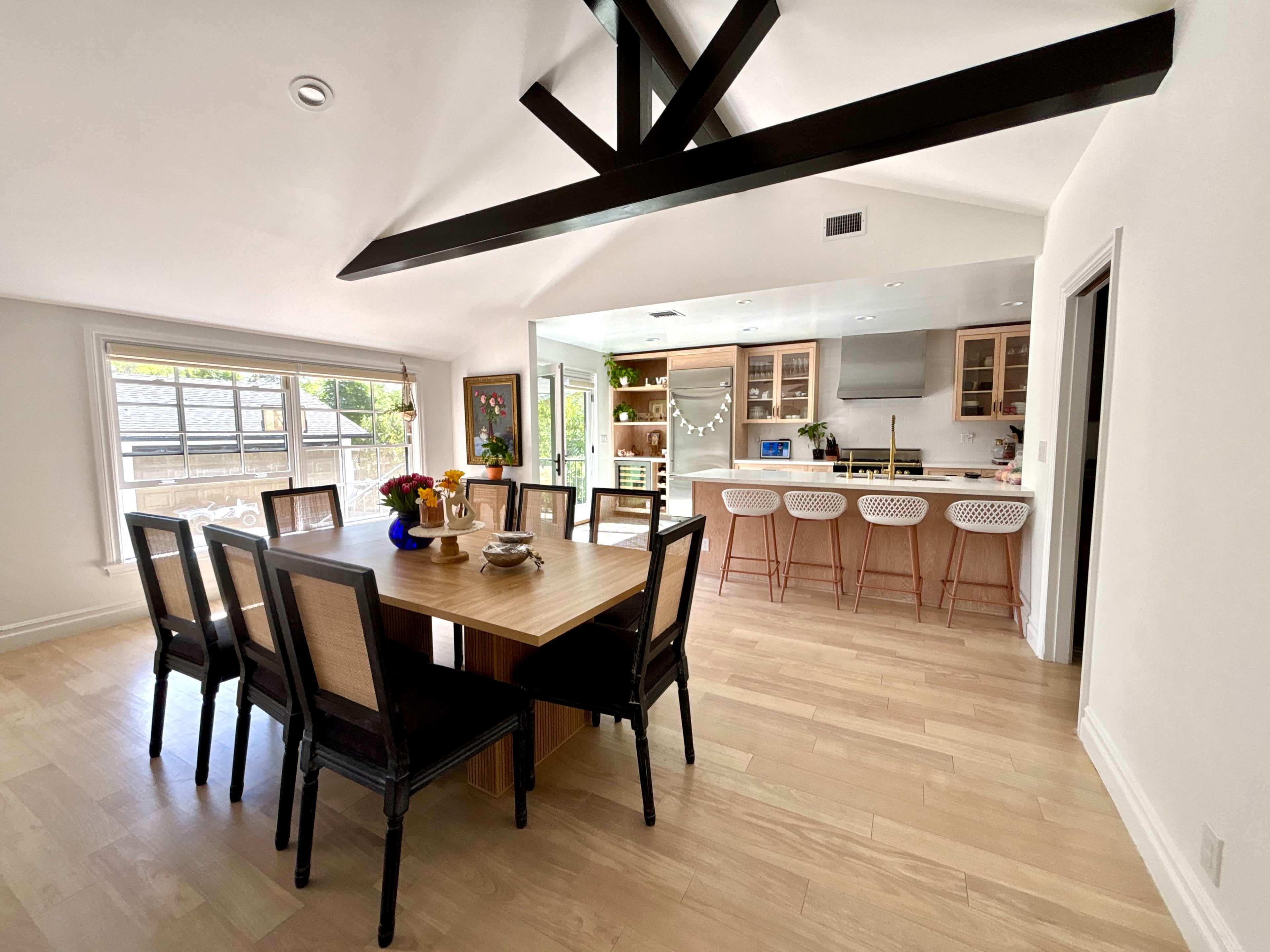 Secluded Ranch House with Large Driveway and Pool Image in La Cañada Flintridge, La Canada, CA