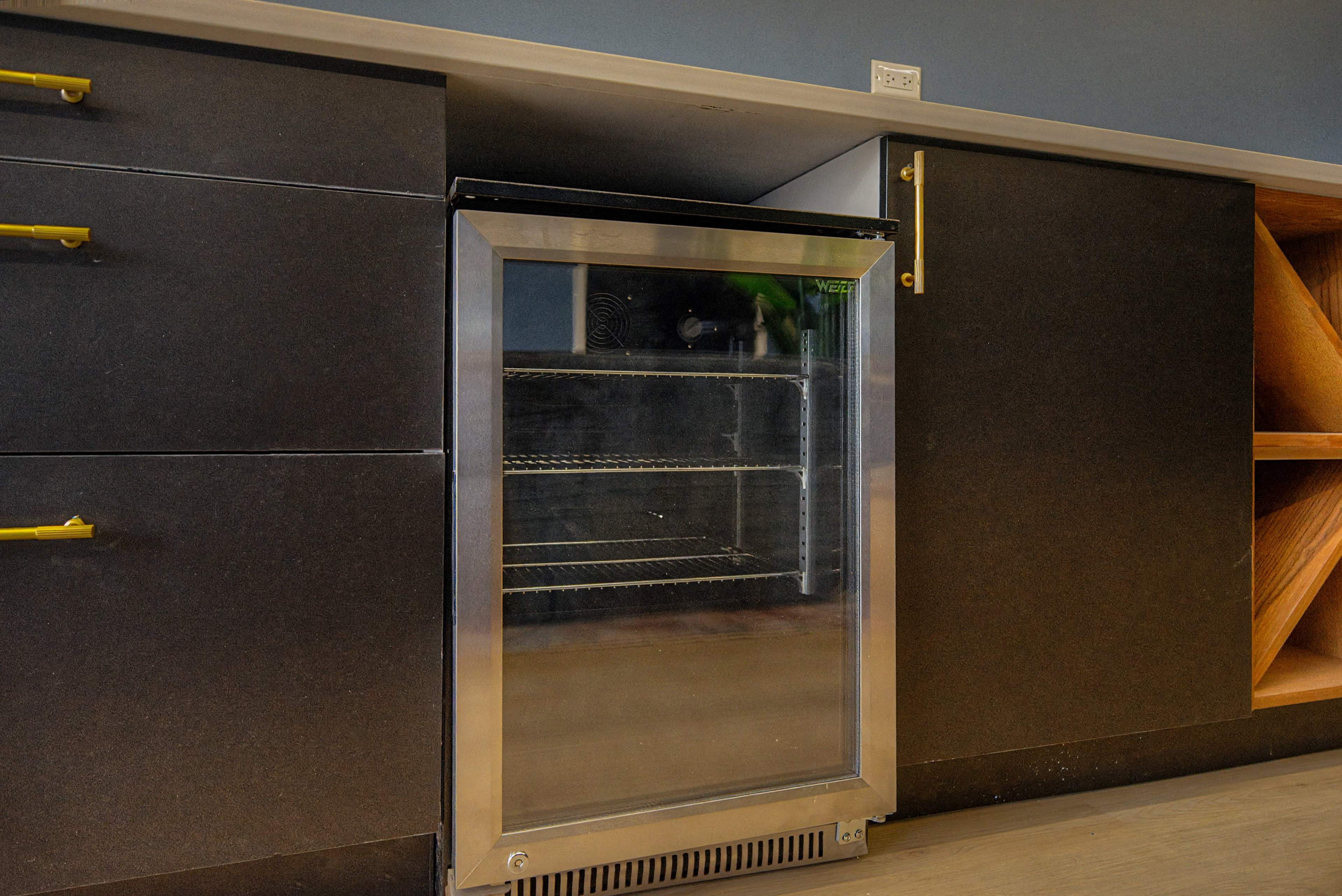 Spacious Downtown Chicago Event Venue with Modern City Vibes Image in West Town, chicago, IL