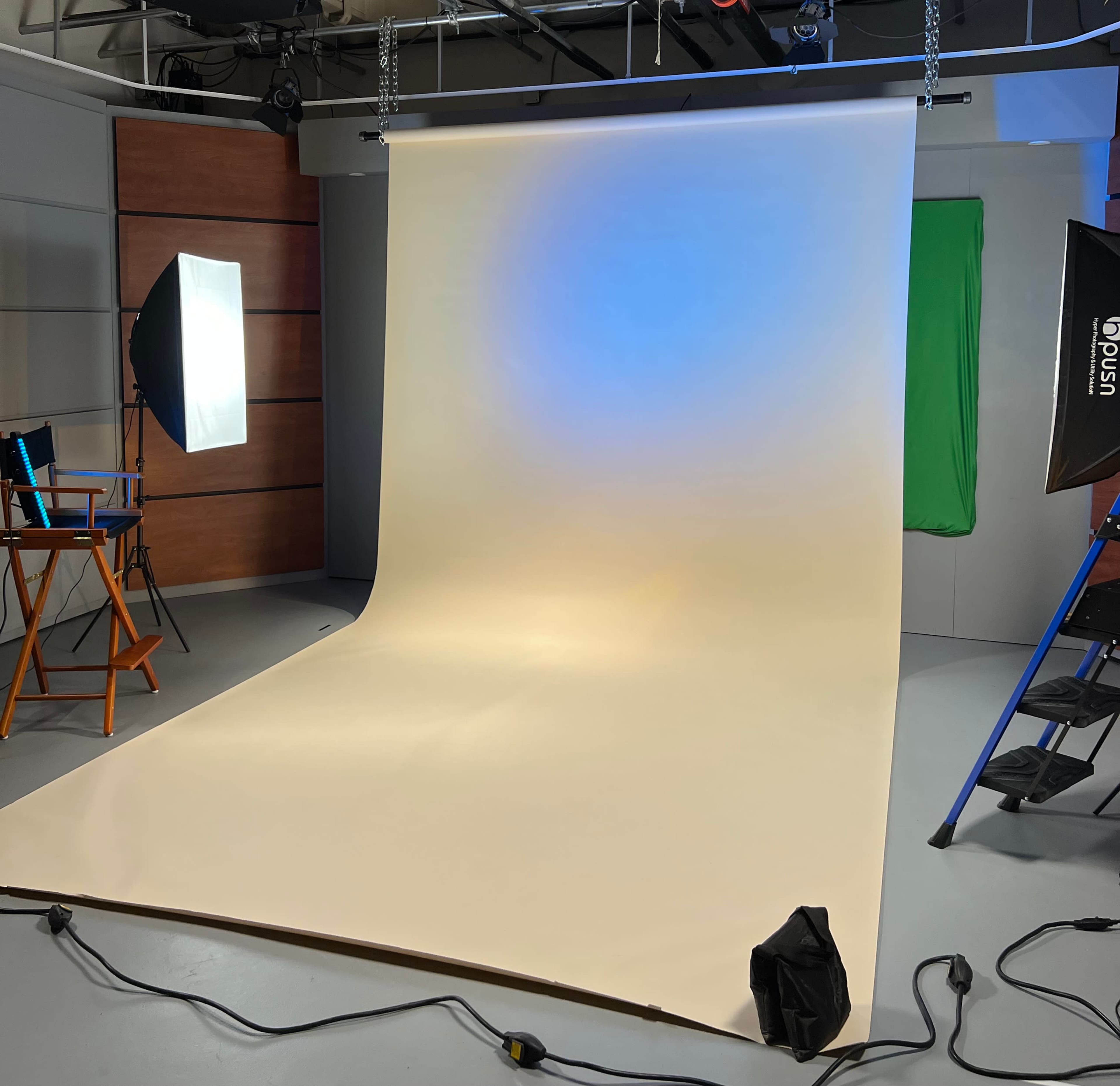 Professional Photo & Video Space In Prime Location Image in Beverly, Beverly, MA