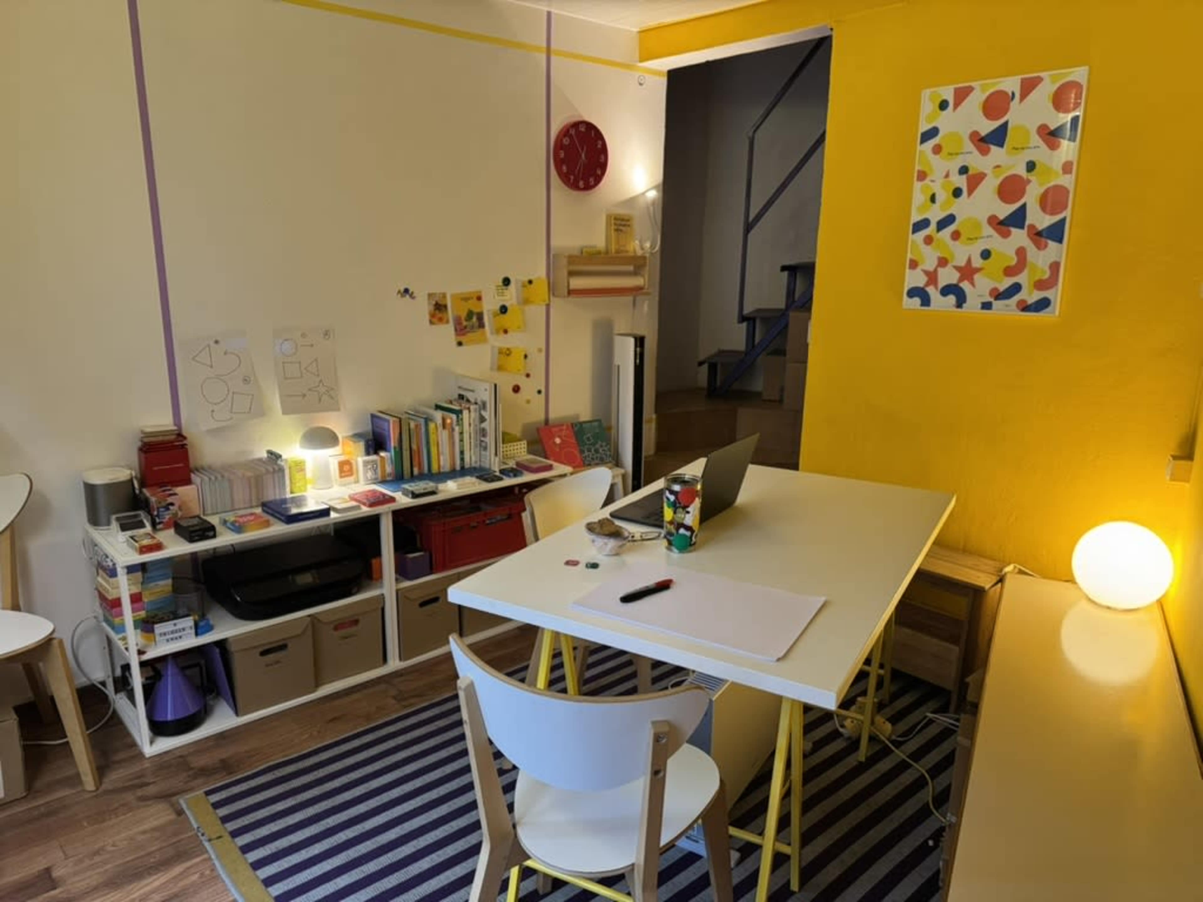 Micro‑hub boutique para talleres de equipo en Sagrada Familia Image in La Nova Esquerra de l'Eixample, Barcelona, B