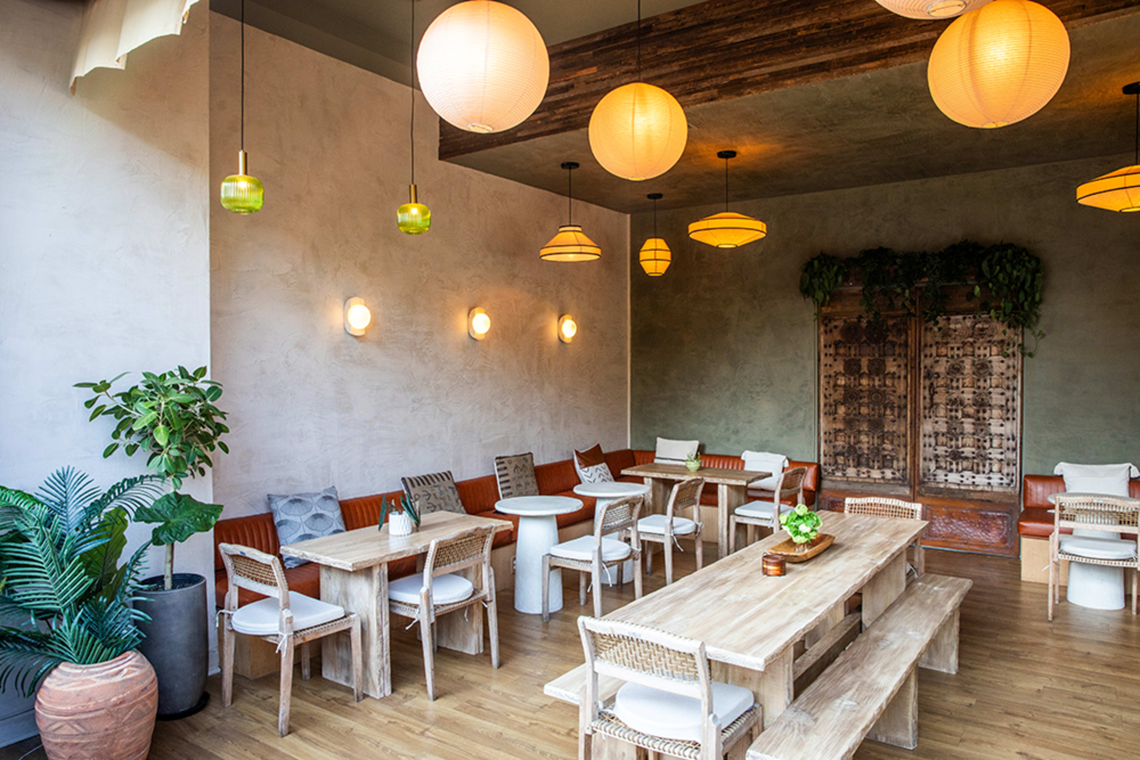 Charming Dining Room & Café with Indoor-Outdoor Flow Image in Venice, Venice, CA