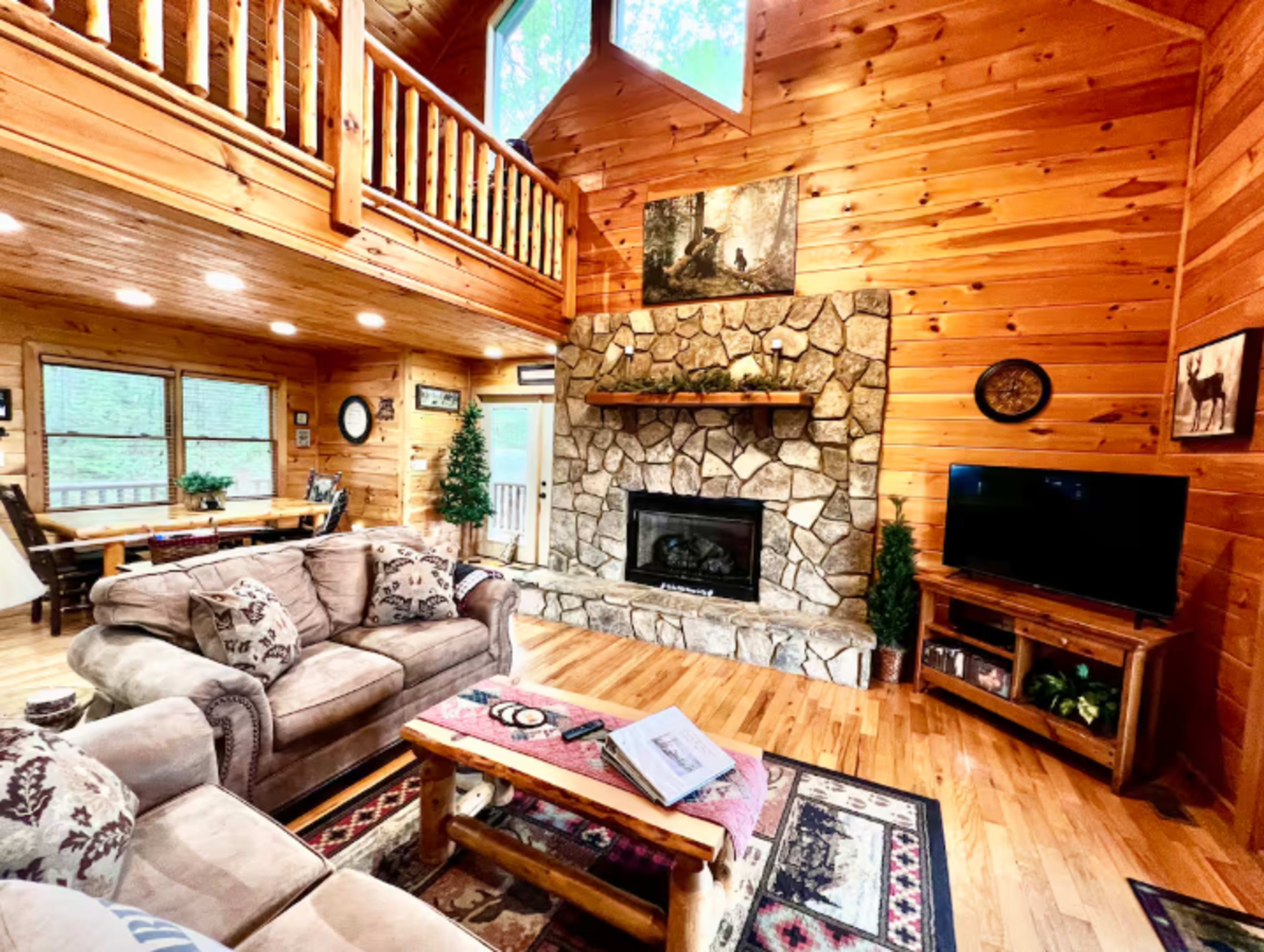Cabin home in a rural wooded neighborhood with beautiful mountain views. Image in , Mineral Bluff, GA