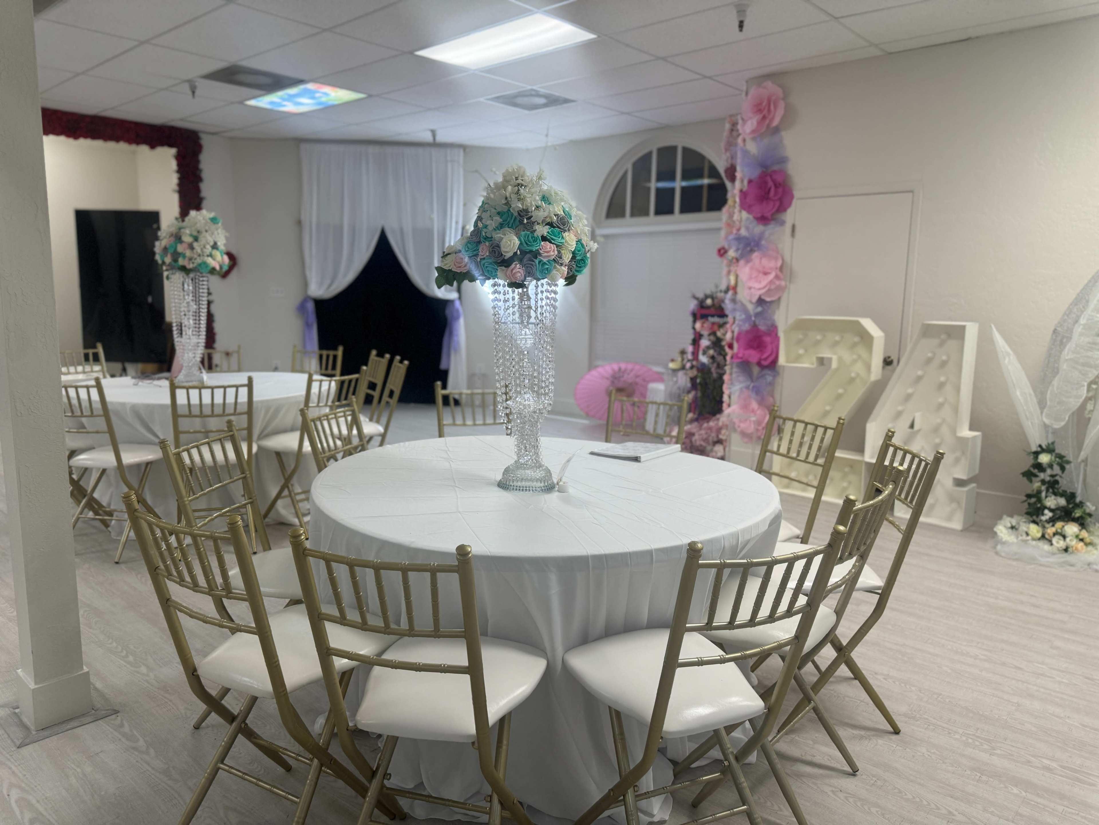 Banquet Hall in Tempe Image in Kiwanis Park, Tempe, AZ