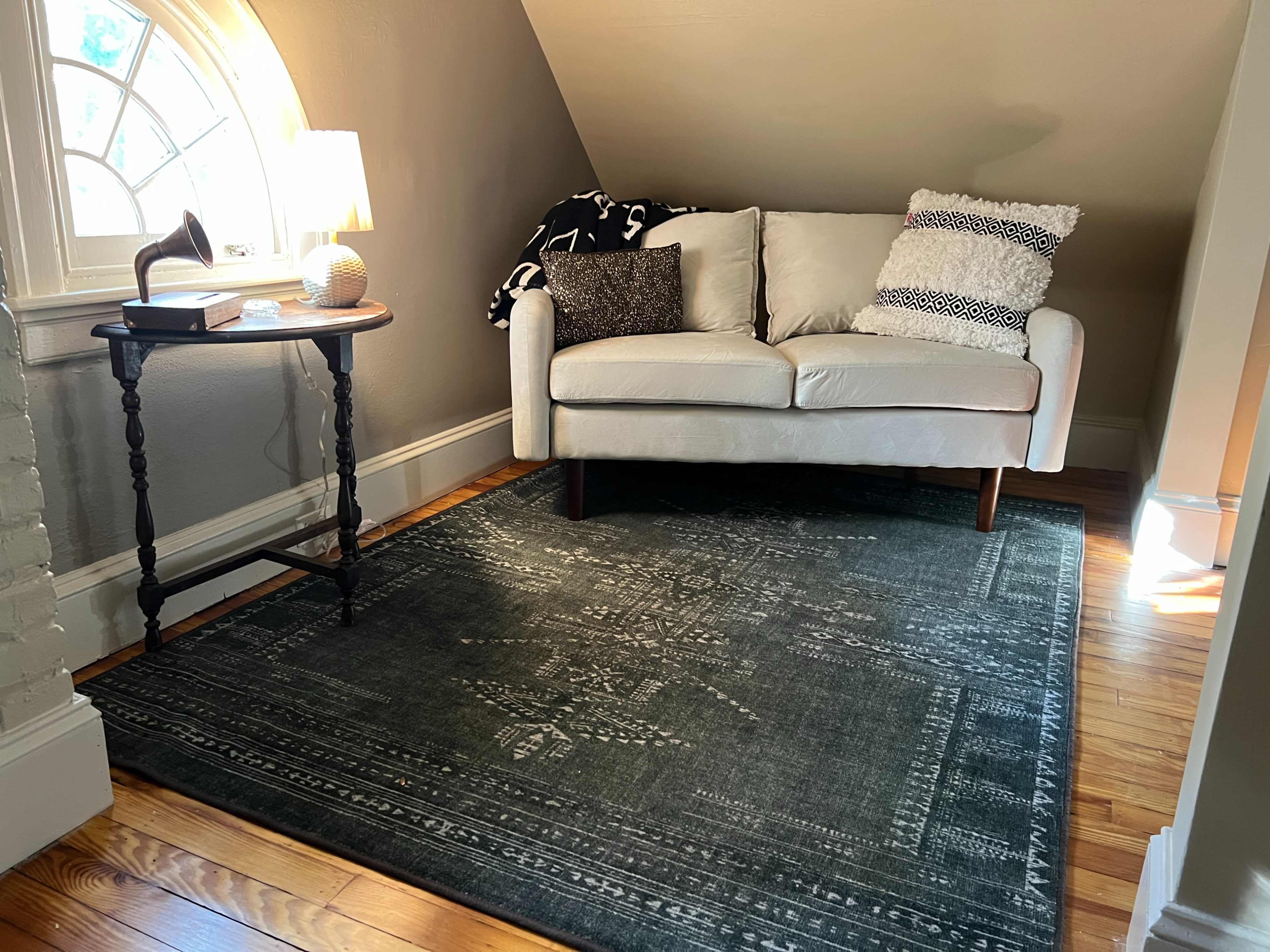 Country Carriage House with Industrial Kitchen/ Living Space Image in Cheltenham Township, Elkins Park, PA