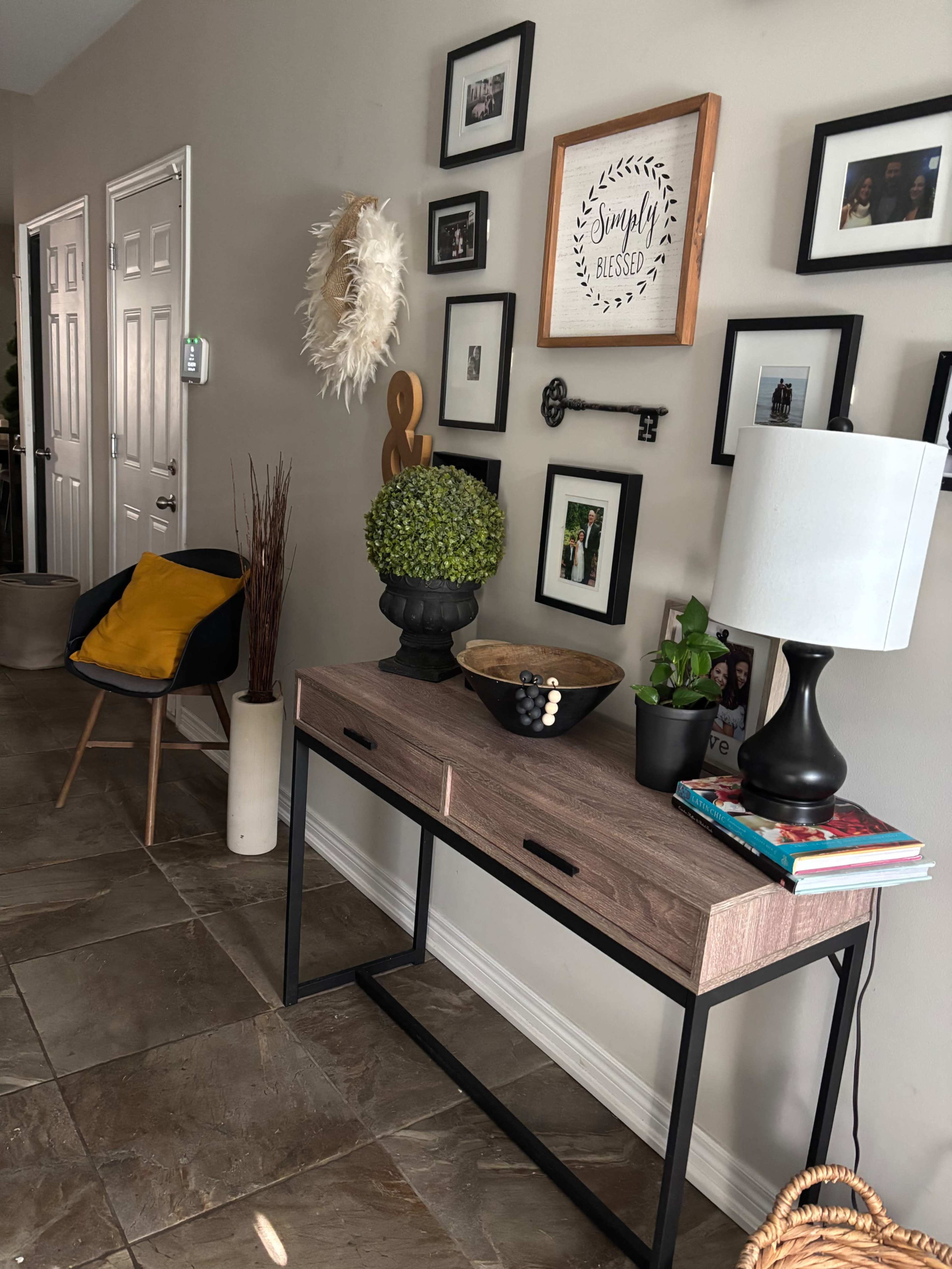 Modern Farm house Image in Ancaster, Ancaster, ON