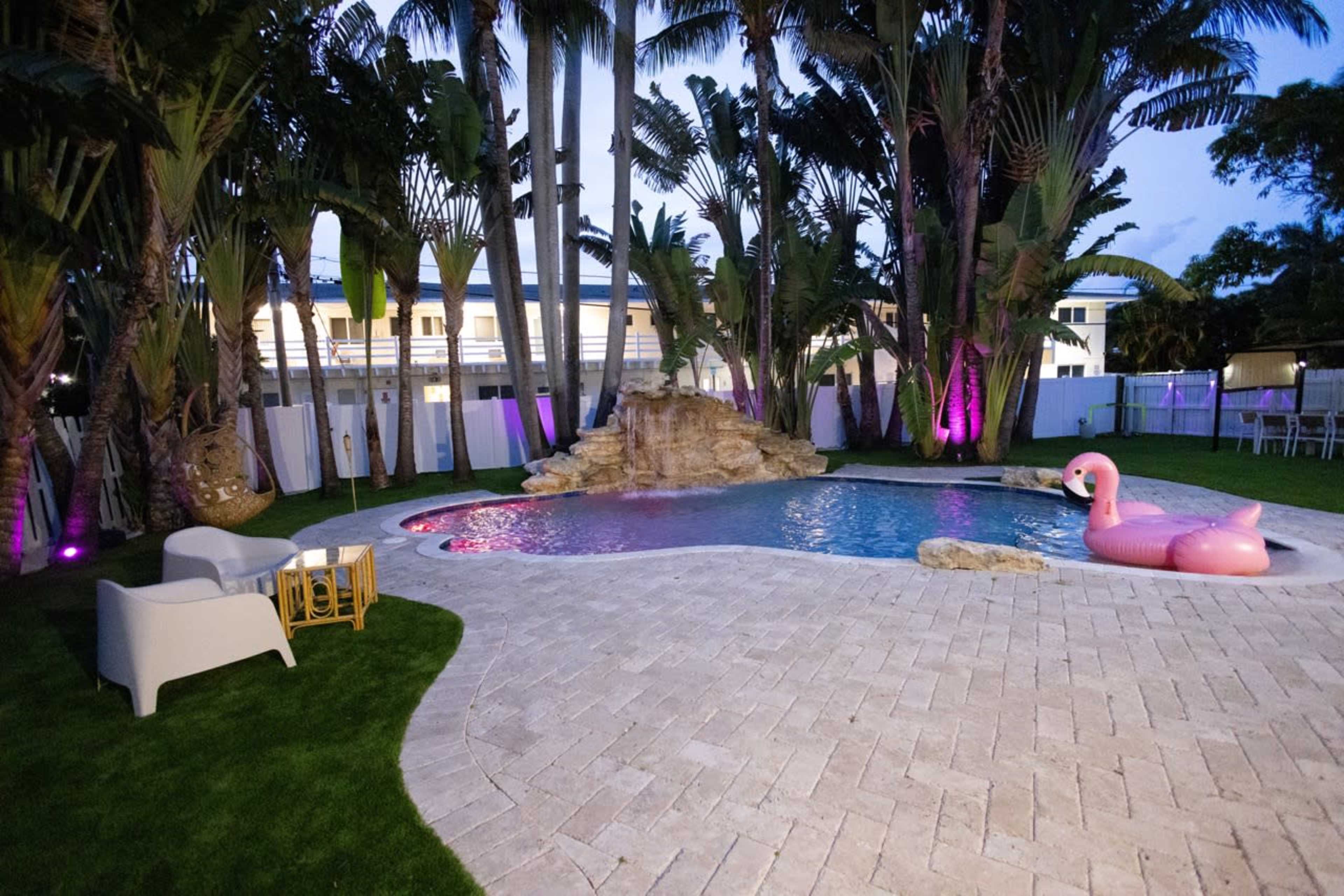 Hollywood Oasis Image in Hollywood Lakes, hollywood, FL