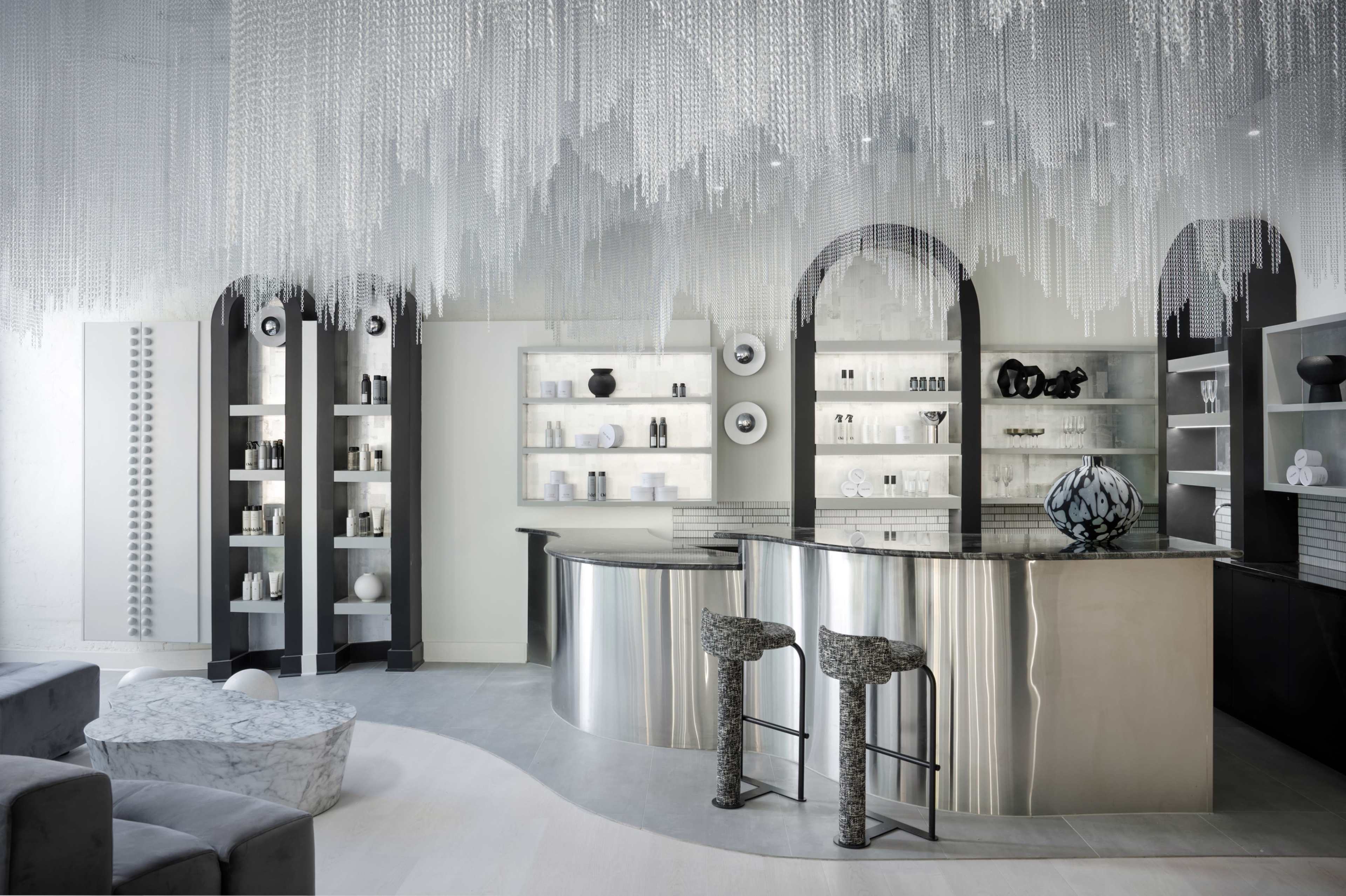 Downtown Luxurious Studio Image in Near West Side, Chicago, IL