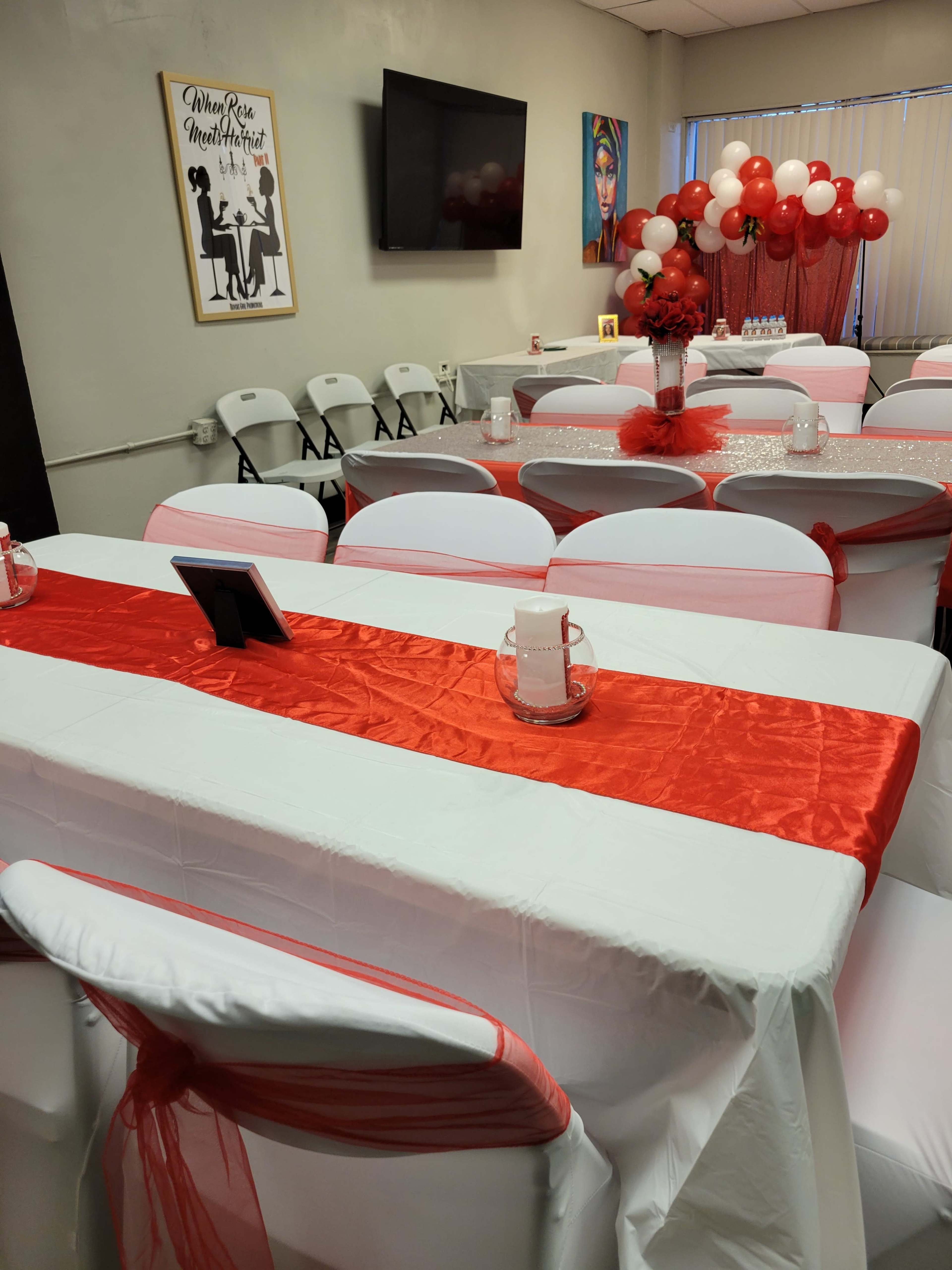 Creative, Elegant, Intimate Space Image in South Side, Chicago, IL, IL