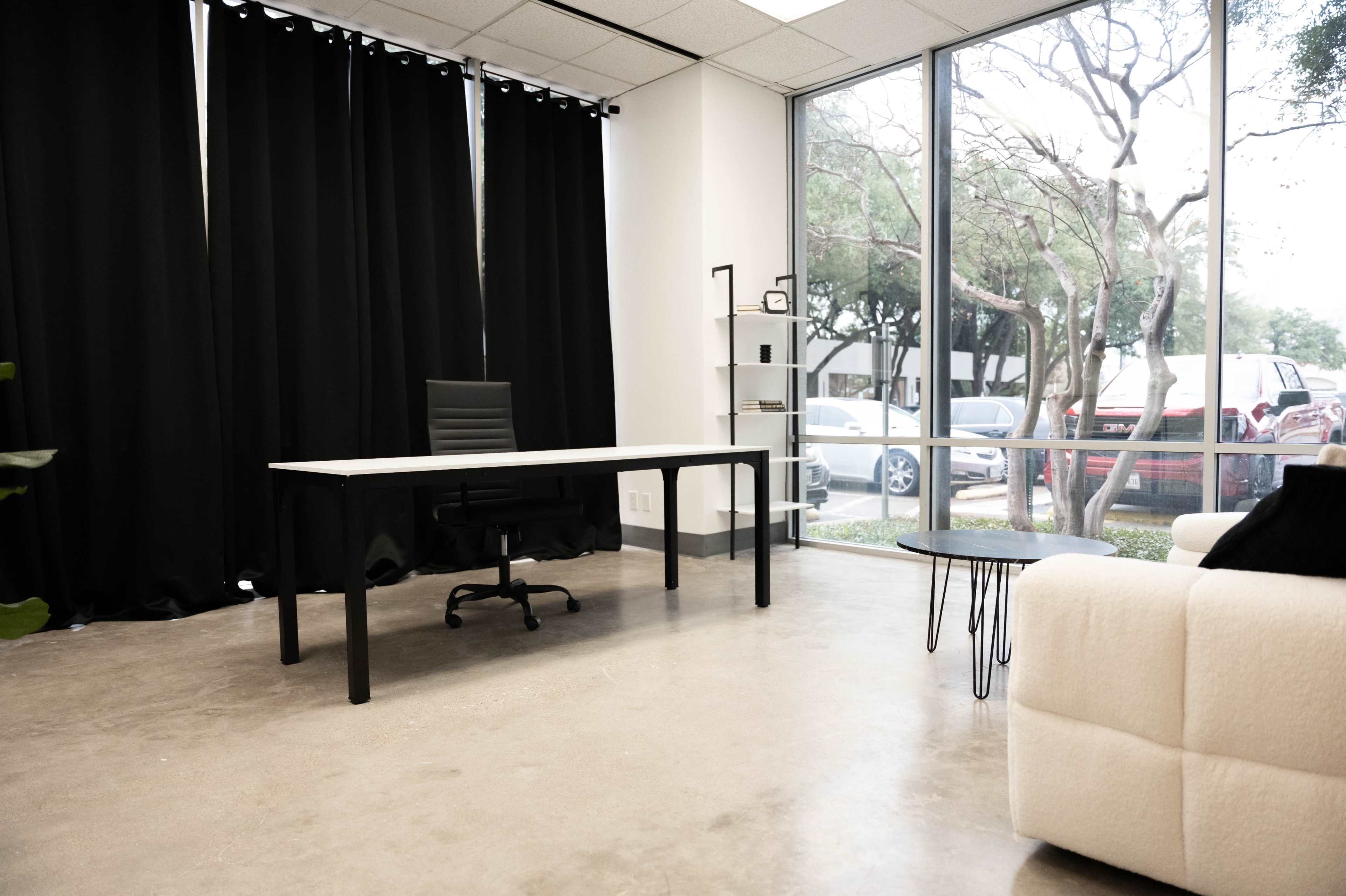 Modern Addison Space with Large Kitchen Island Image in Far North Dallas, Dallas, TX