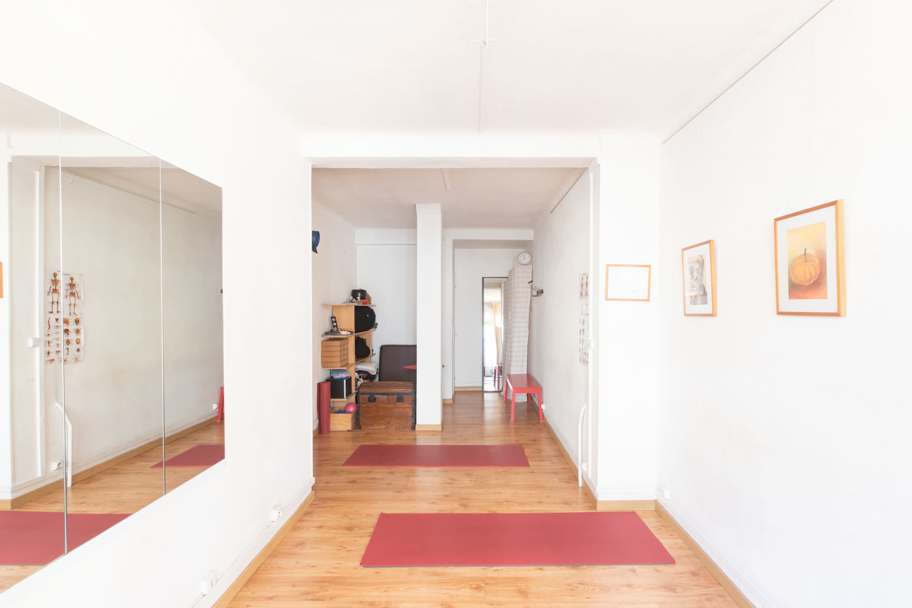 Studio de Yoga/Thérapie/Massages de 25 m2 - Paris 14è Image in Plaisance, Paris